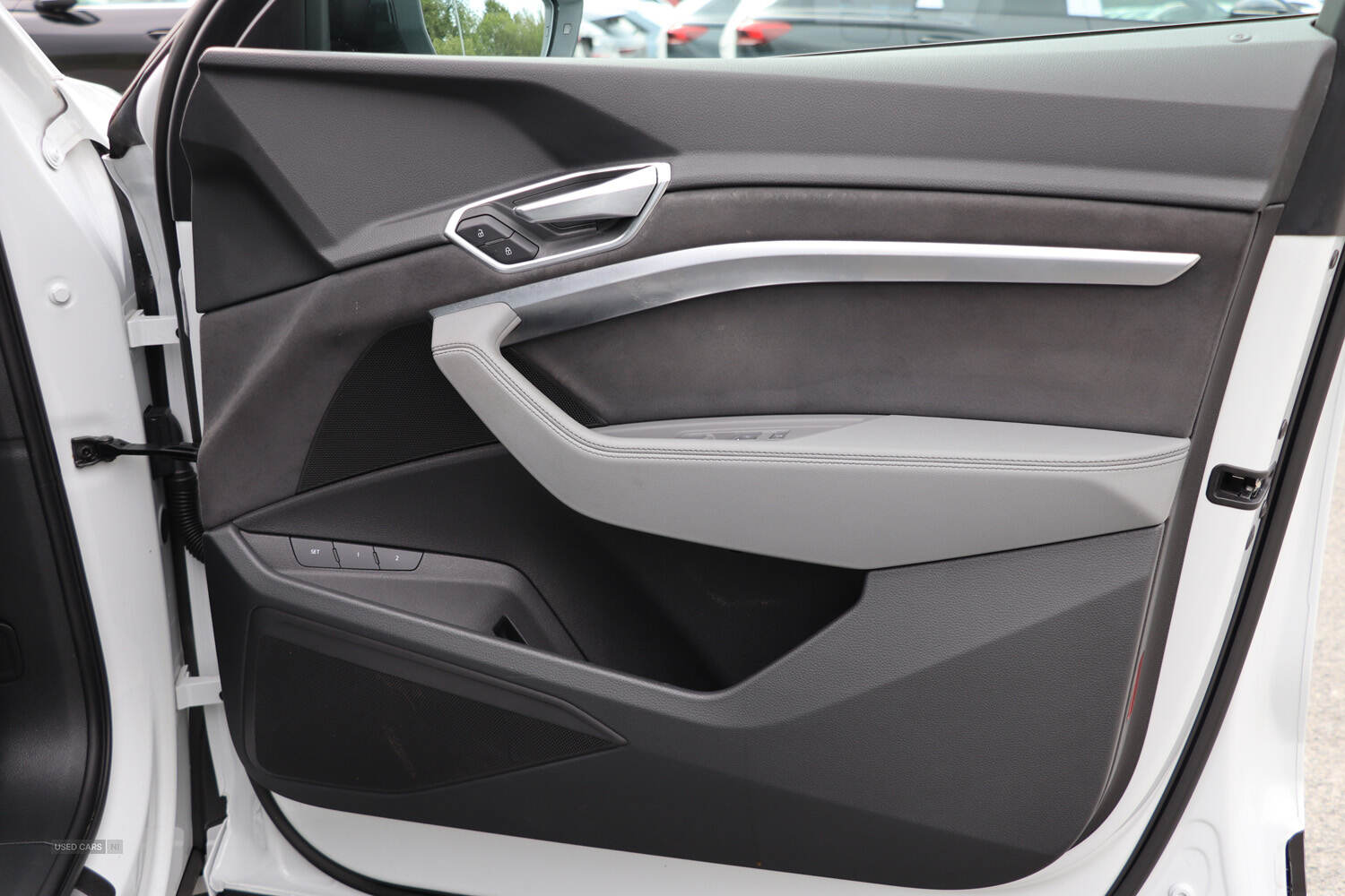 Jan 2022 Audi E-Tron 300kW 55 Quattro 95kWh Black Edition 5dr Auto