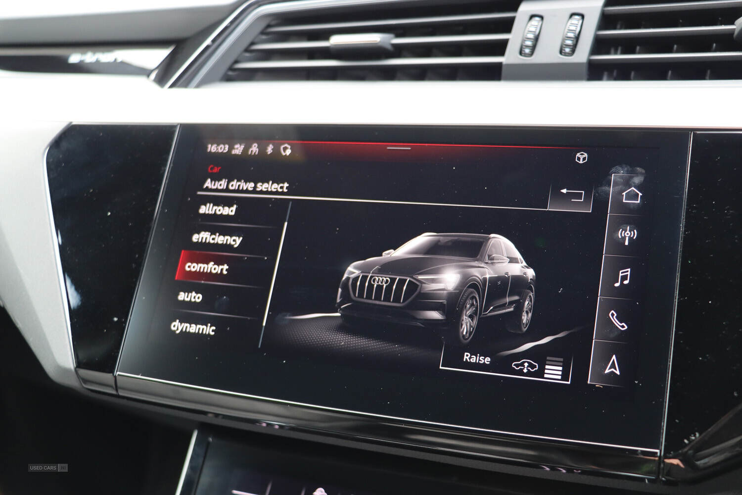 Jan 2022 Audi E-Tron 300kW 55 Quattro 95kWh Black Edition 5dr Auto