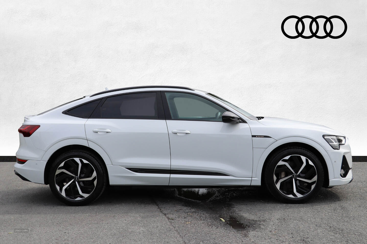 Jan 2022 Audi E-Tron 300kW 55 Quattro 95kWh Black Edition 5dr Auto