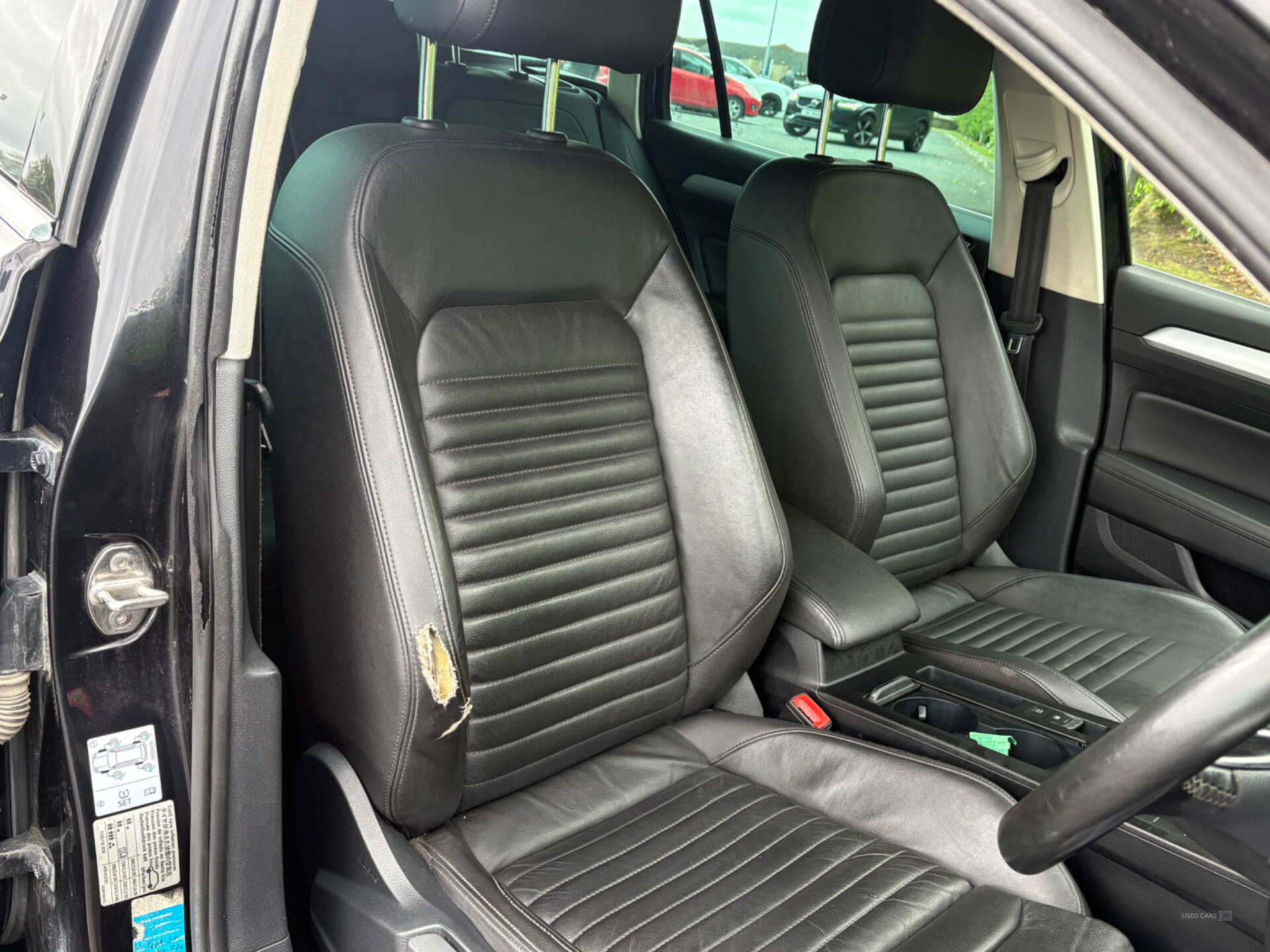 Oct 2016 Volkswagen Passat 2.0 TDI SE Business 5dr DSG