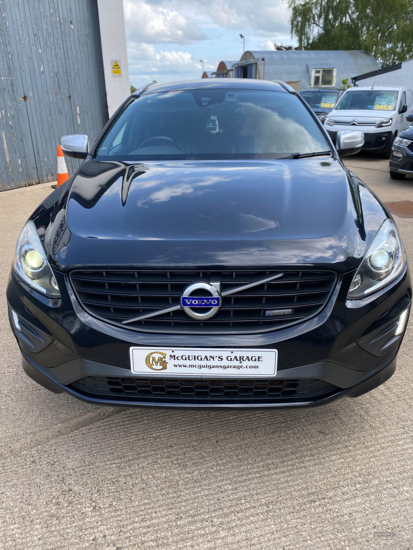 Aug 2013 Volvo XC60 D4 [163] R DESIGN Lux Nav 5dr AWD Geartronic