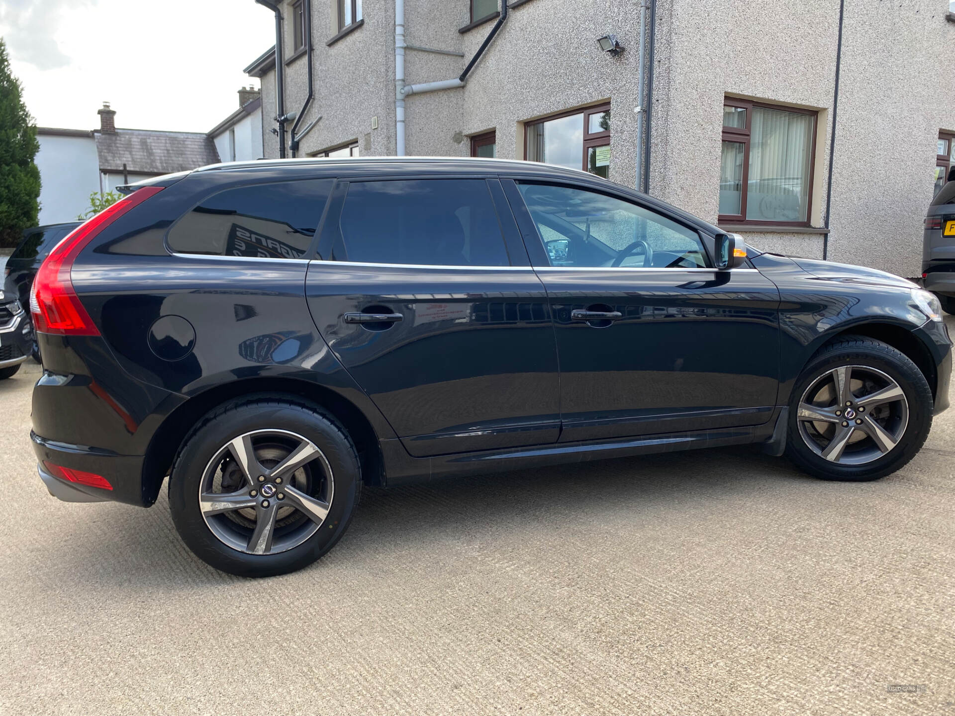Aug 2013 Volvo XC60 D4 [163] R DESIGN Lux Nav 5dr AWD Geartronic