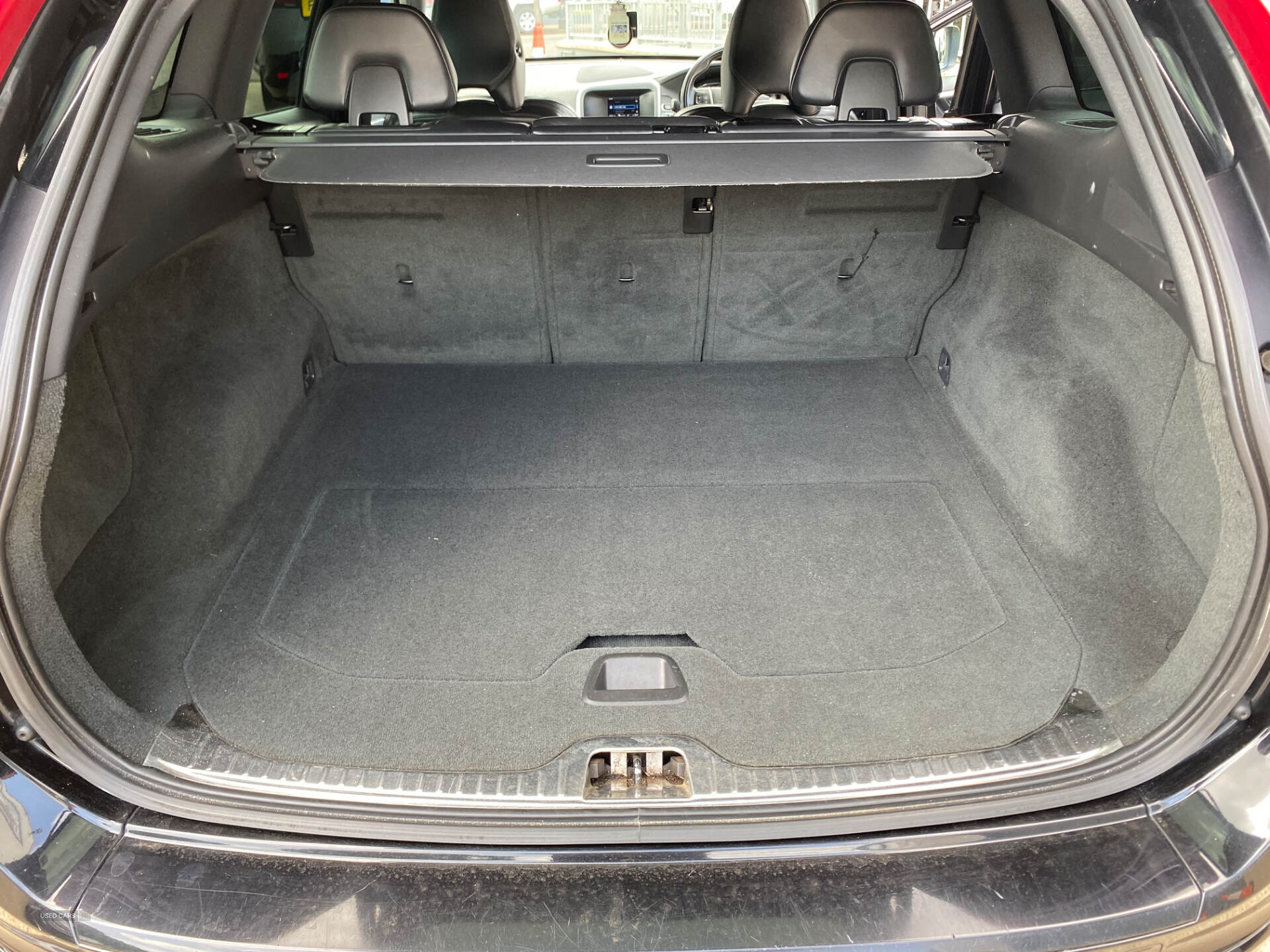 Aug 2013 Volvo XC60 D4 [163] R DESIGN Lux Nav 5dr AWD Geartronic