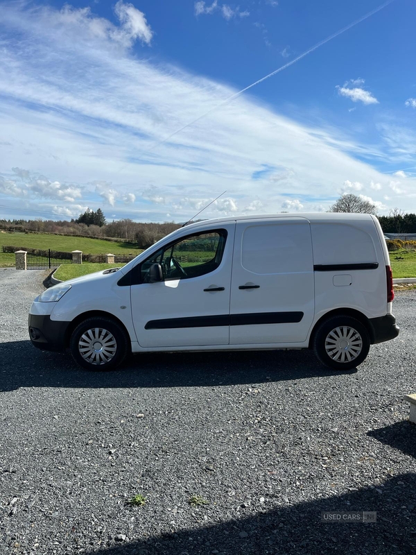Peugeot Partner L1 DIESEL in Down