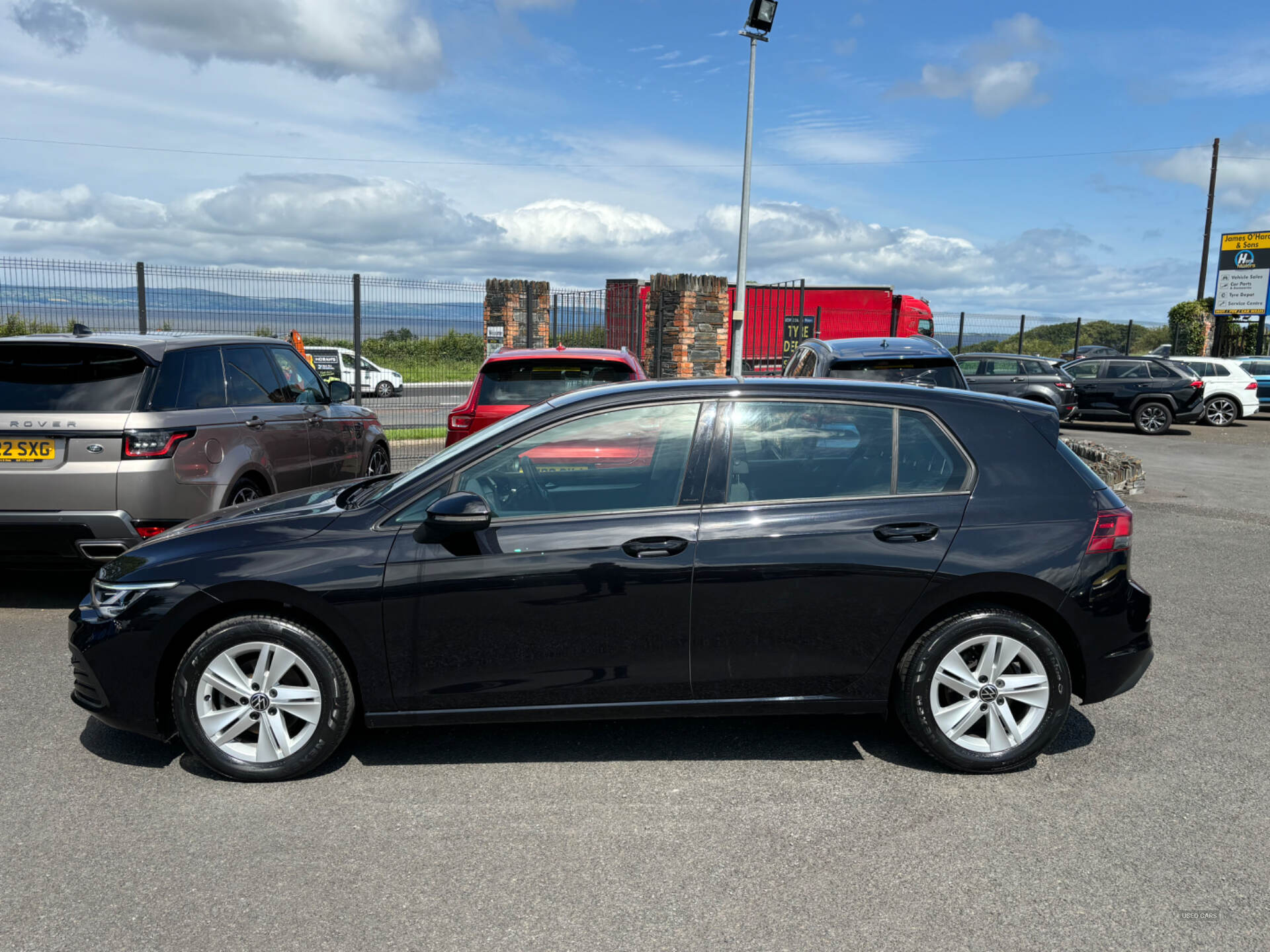 Car Thumbnail 5