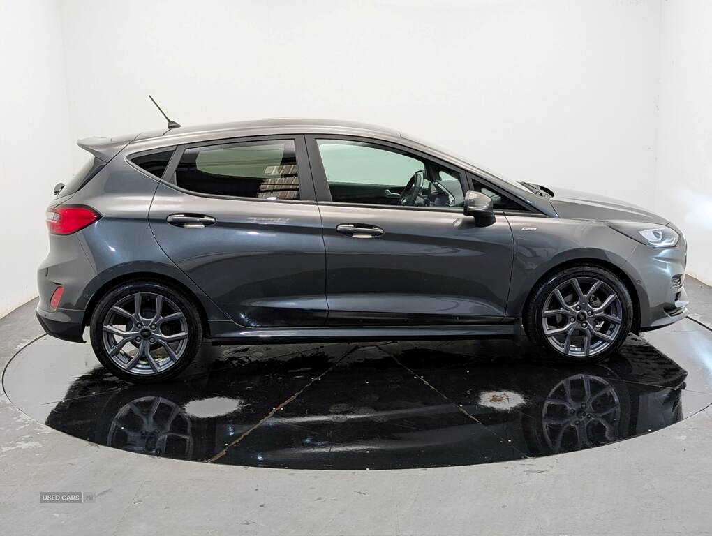 Dec 2023 Ford Fiesta 1.0 EcoBoost Hybrid mHEV 125 ST-Line Edition 5dr