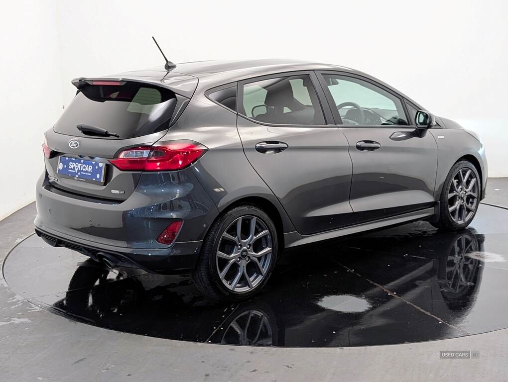 Dec 2023 Ford Fiesta 1.0 EcoBoost Hybrid mHEV 125 ST-Line Edition 5dr