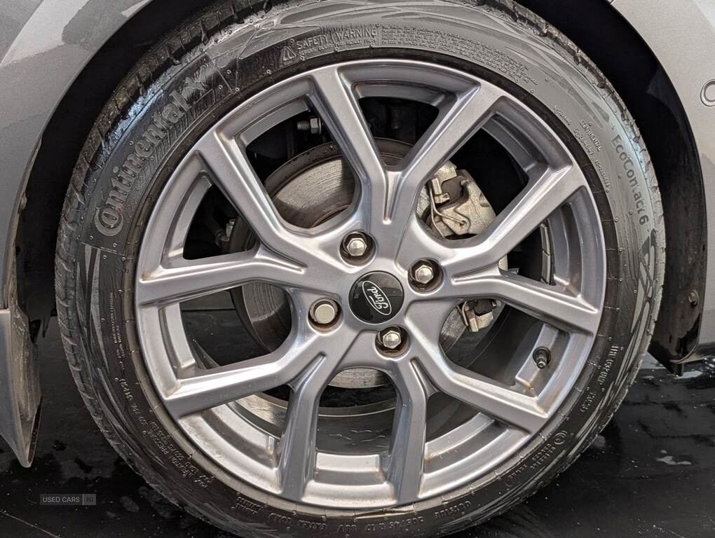 Dec 2023 Ford Fiesta 1.0 EcoBoost Hybrid mHEV 125 ST-Line Edition 5dr