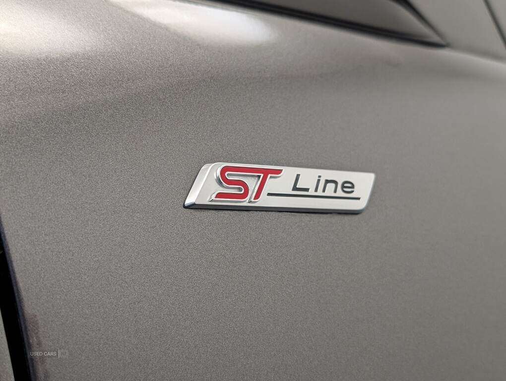 Dec 2023 Ford Fiesta 1.0 EcoBoost Hybrid mHEV 125 ST-Line Edition 5dr