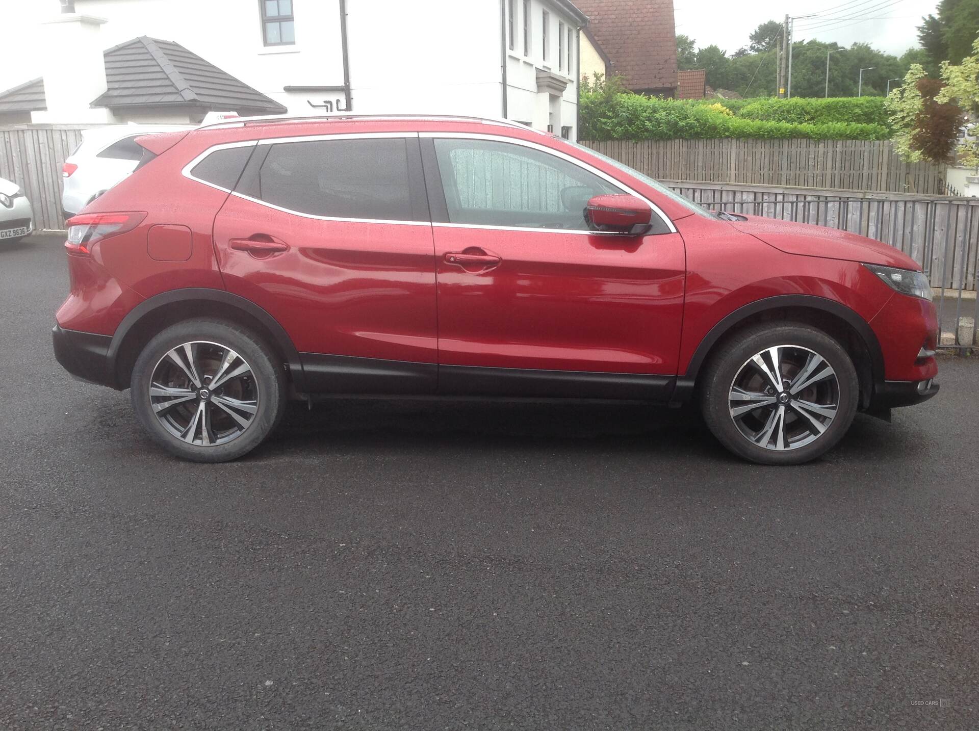 Nissan Qashqai DIESEL HATCHBACK in Down