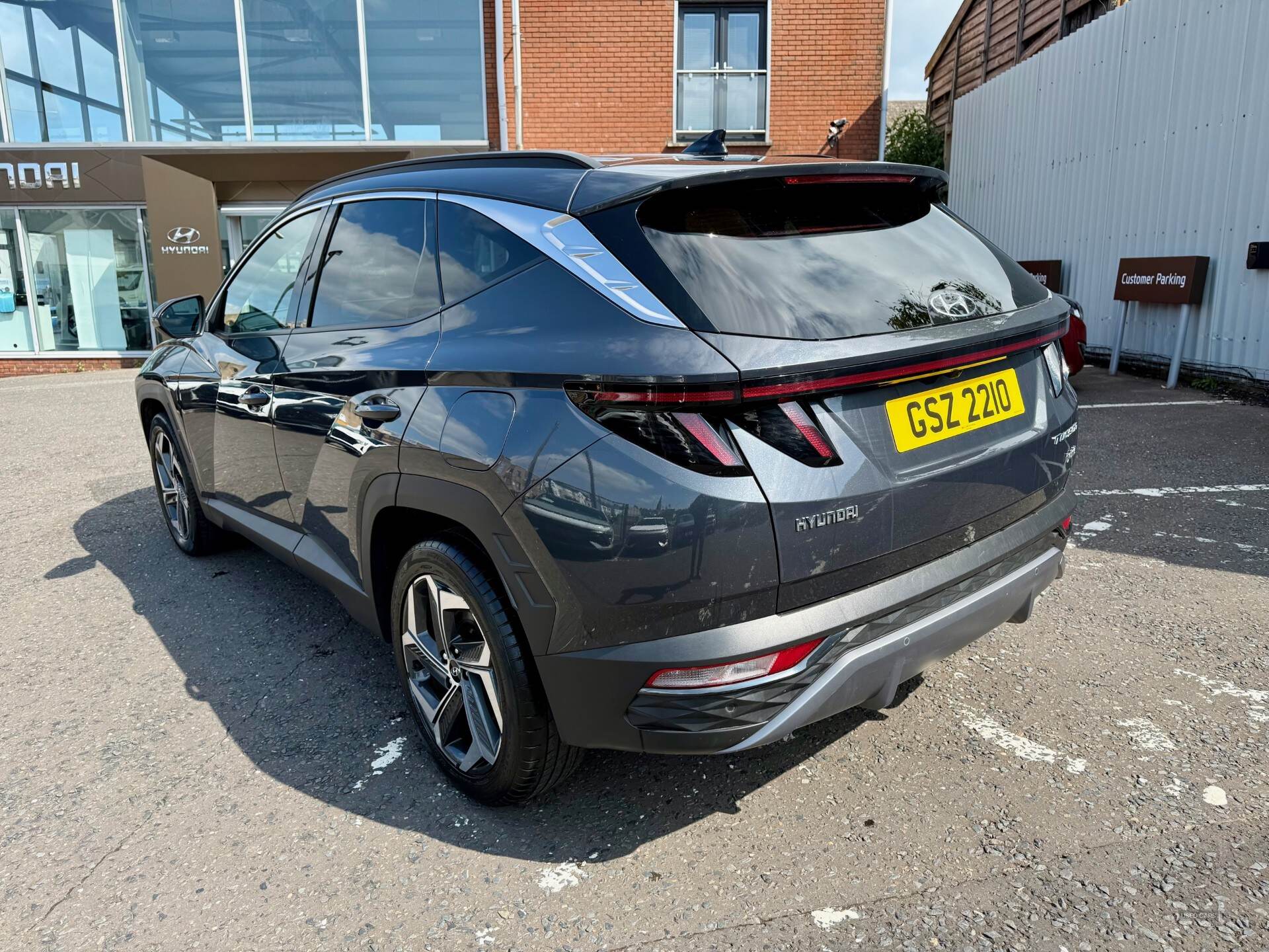 Hyundai Tucson ESTATE in Down