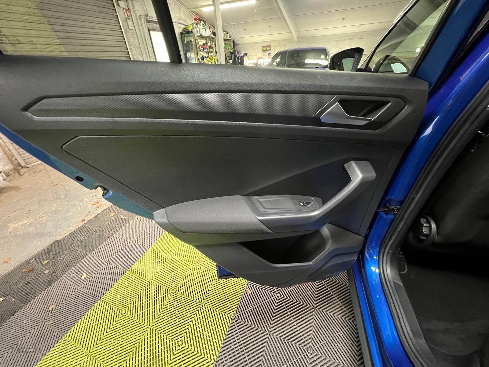 Mar 2019 Volkswagen T-Roc 1.5 TSI EVO Design 5dr