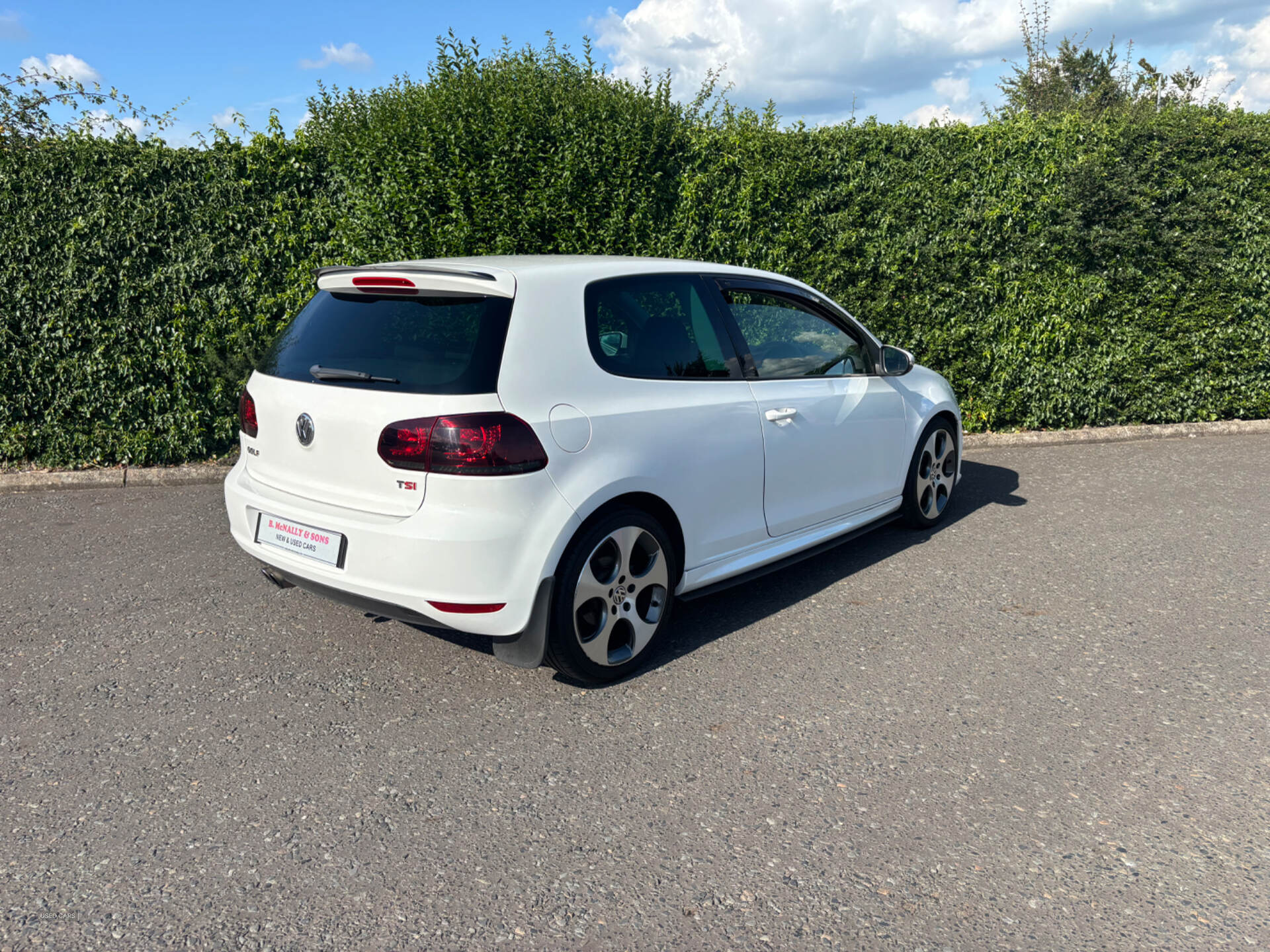 Volkswagen Golf HATCHBACK in Derry / Londonderry
