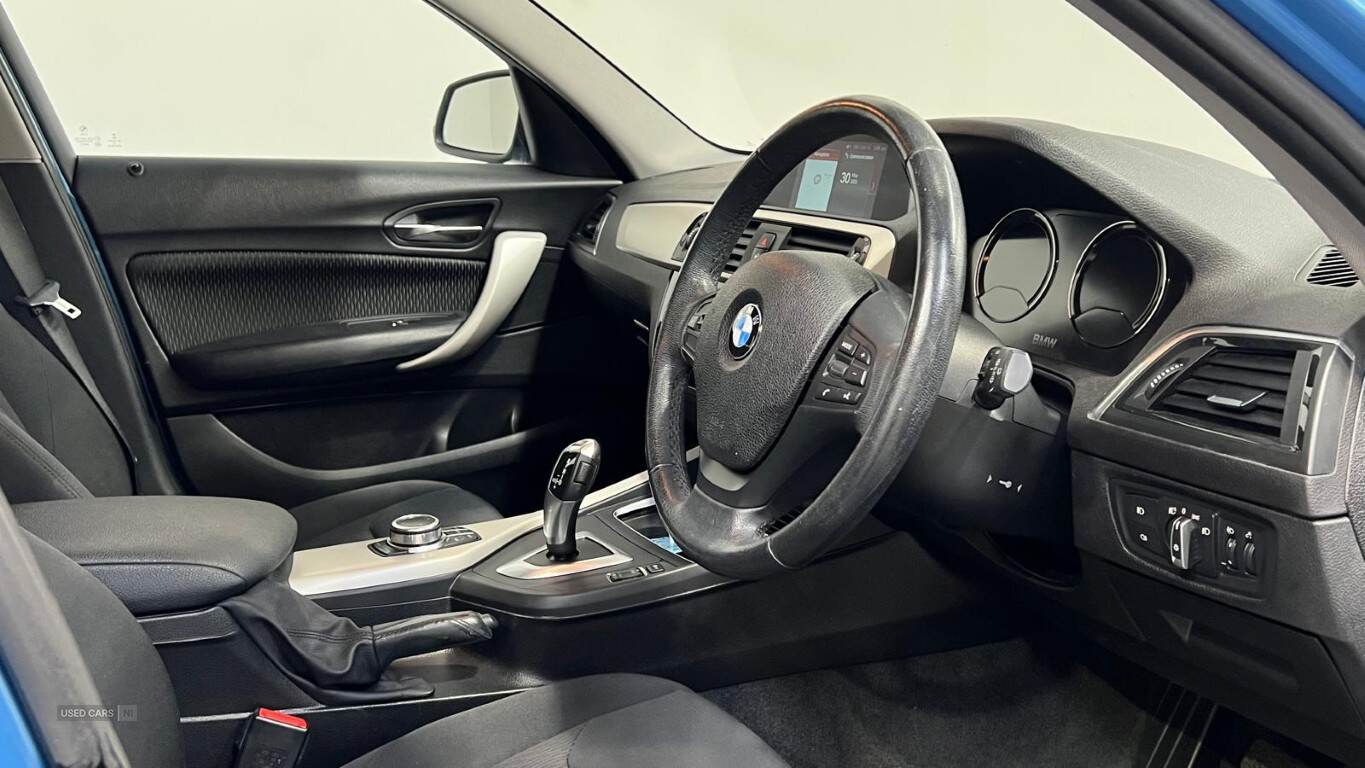 Sep 2018 BMW 1 Series 118i [1.5] SE 5dr [Nav/Servotronic] Step Auto