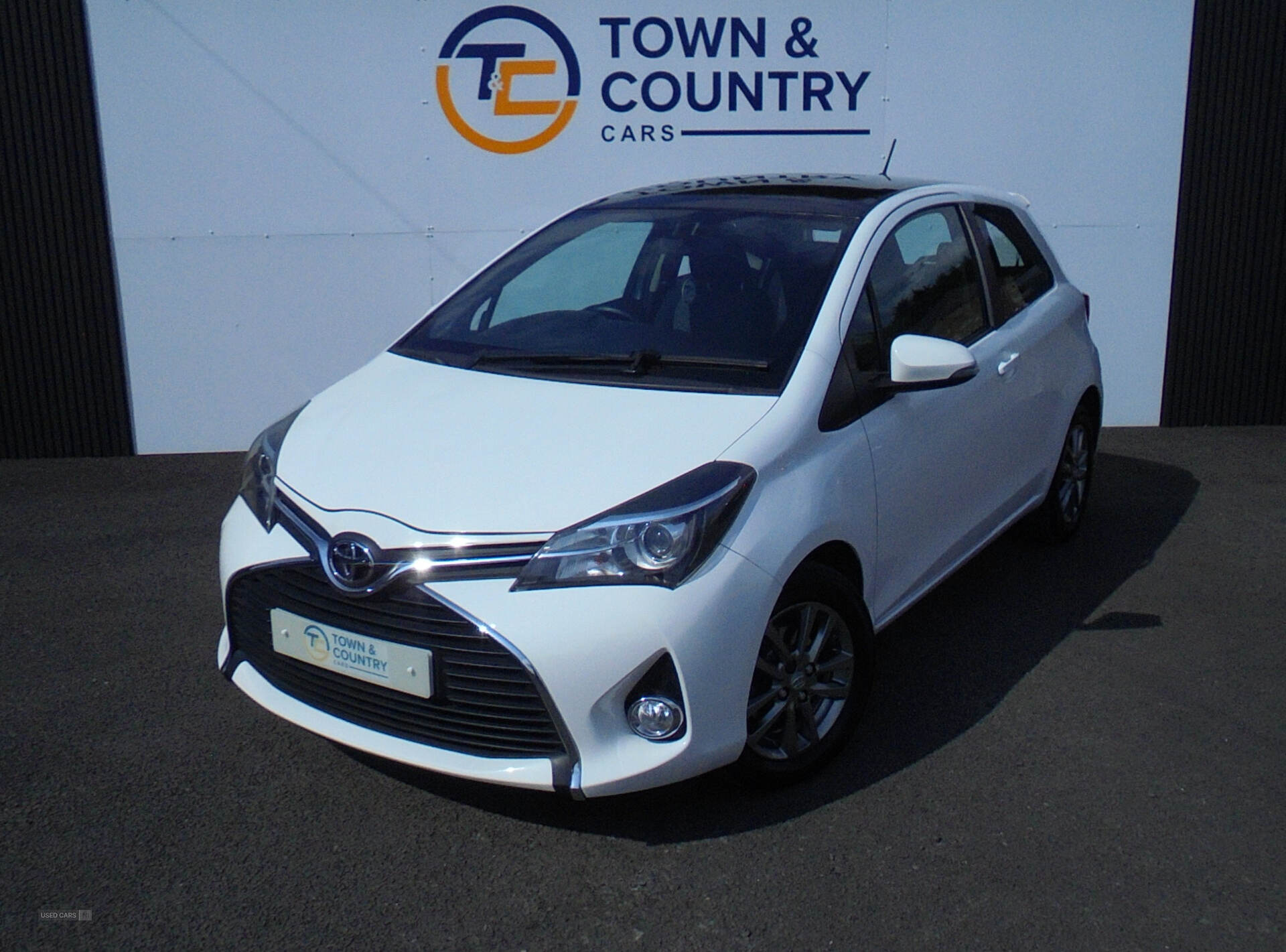 Mar 2015 Toyota Yaris 1.0 VVT-i Icon 3dr