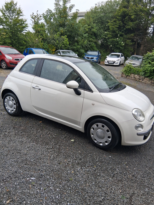Fiat 500 HATCHBACK in Down