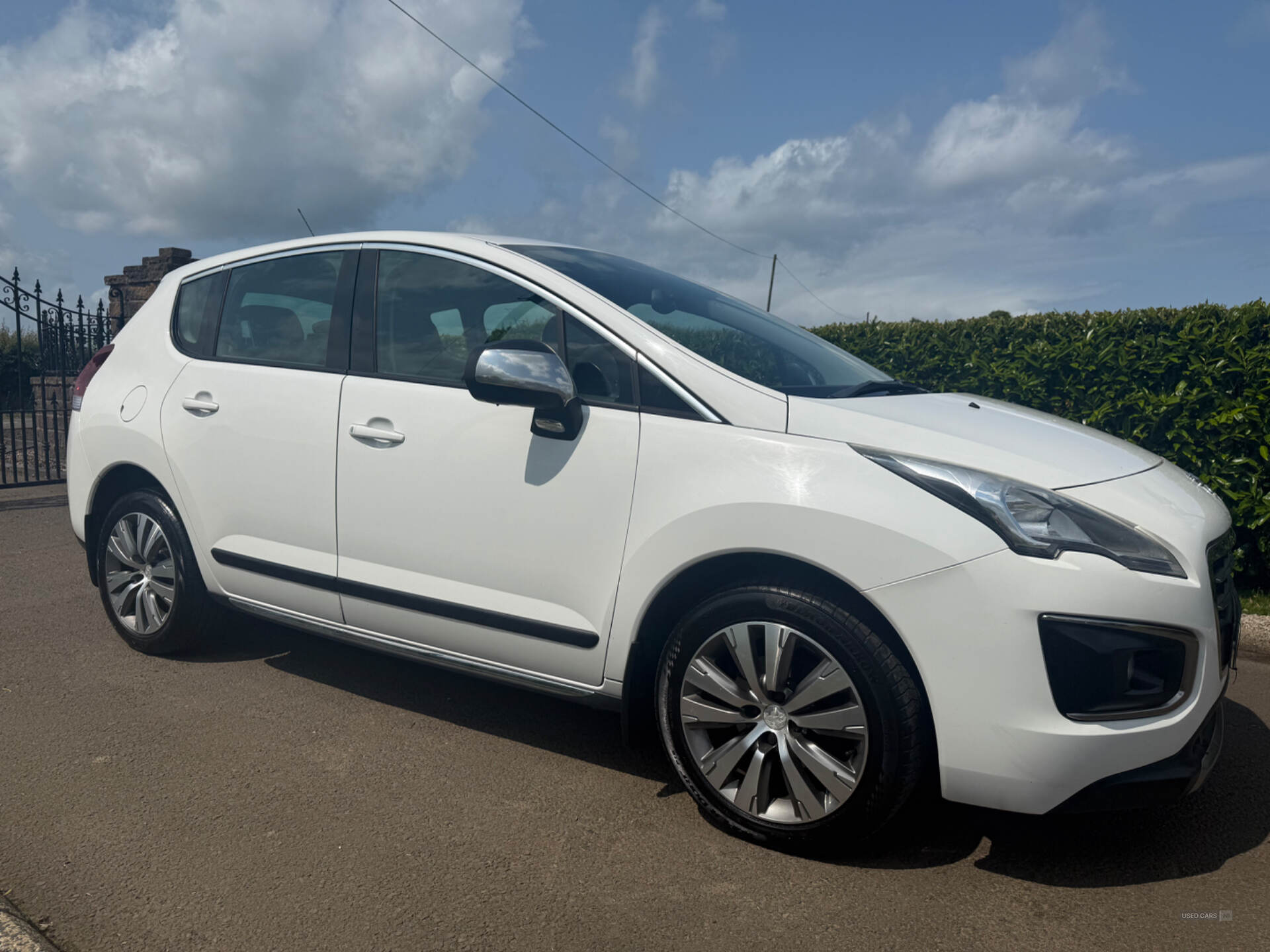 Peugeot 3008 DIESEL ESTATE in Antrim