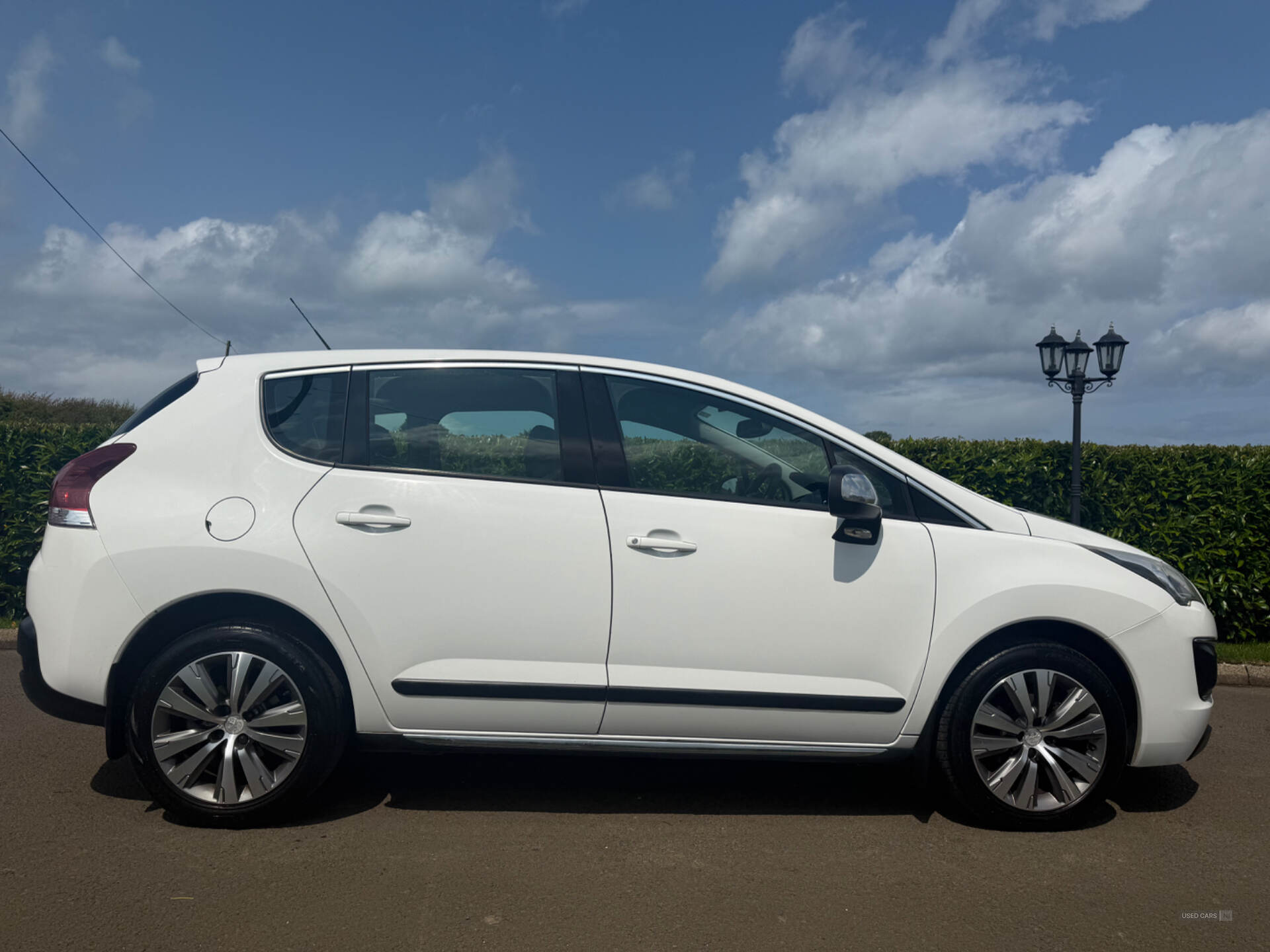 Peugeot 3008 DIESEL ESTATE in Antrim