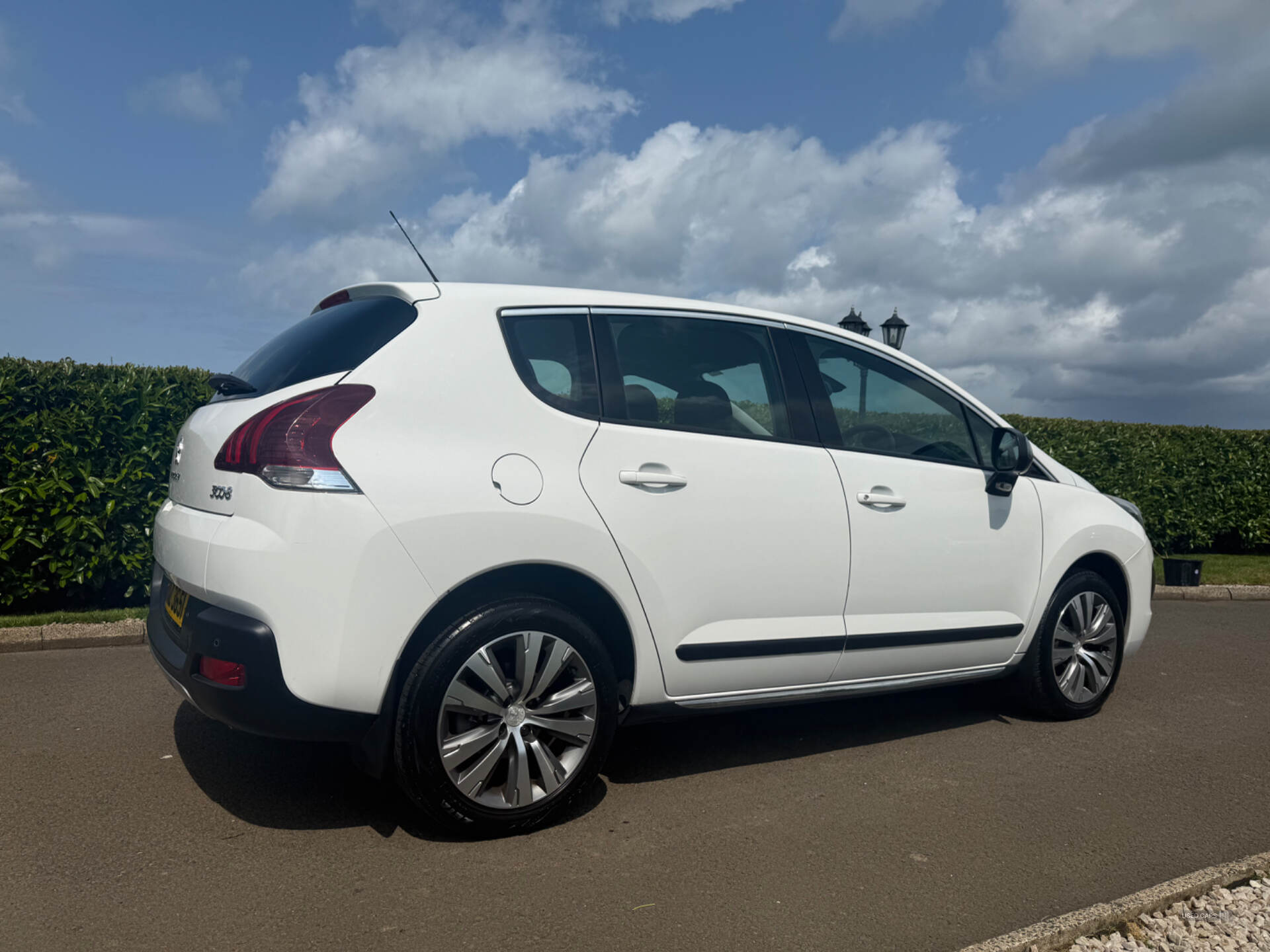 Peugeot 3008 DIESEL ESTATE in Antrim