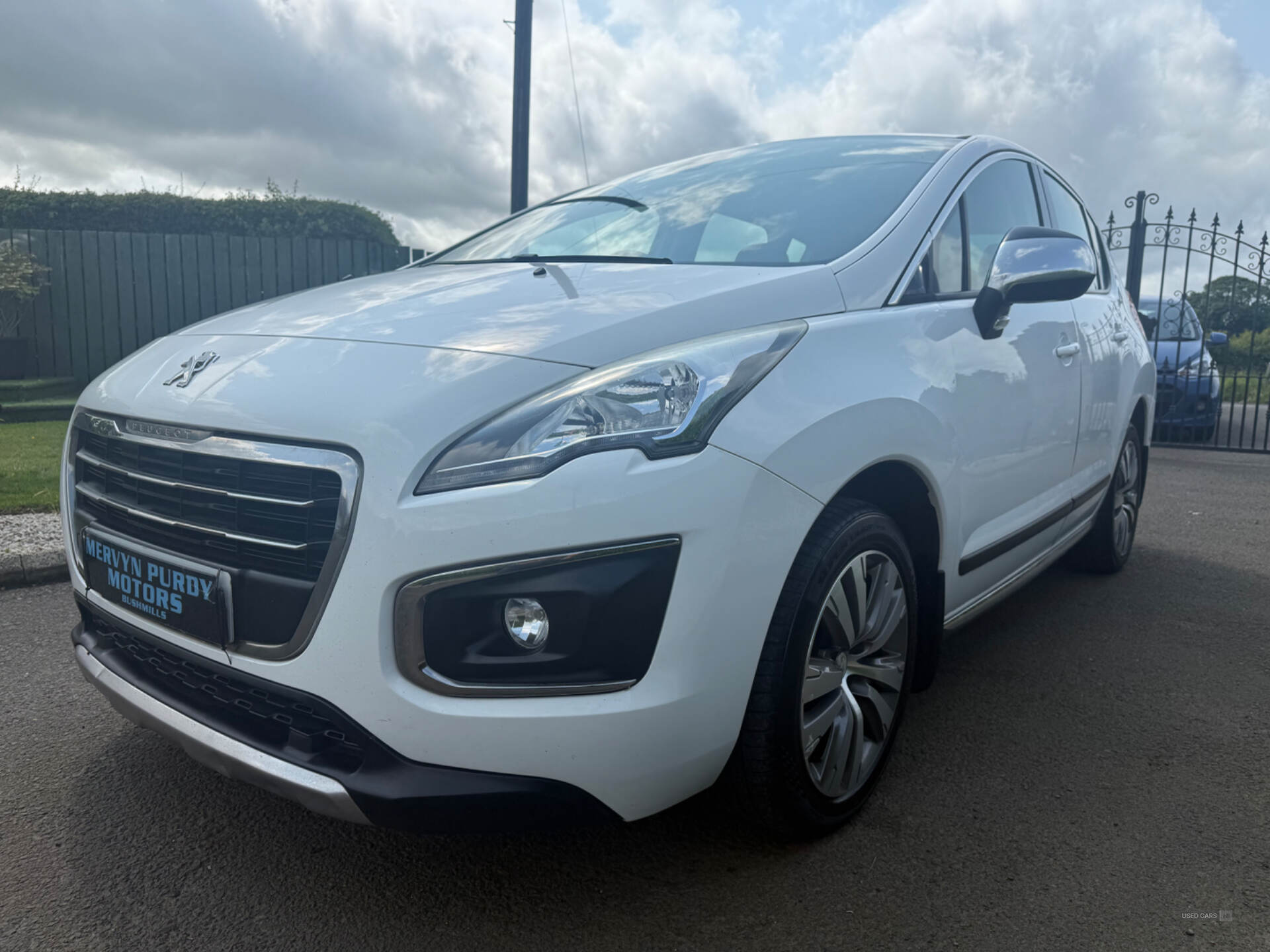 Peugeot 3008 DIESEL ESTATE in Antrim