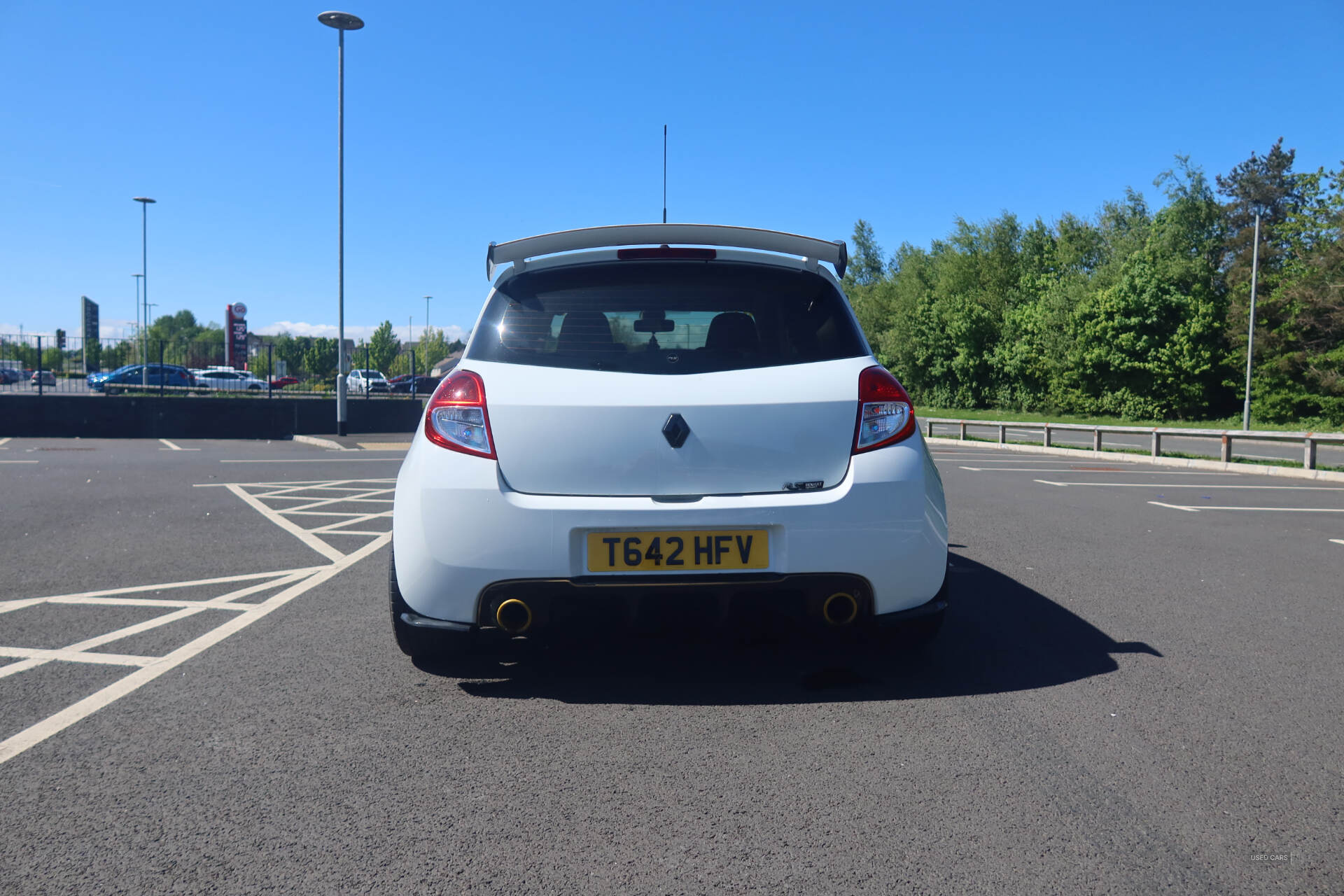 Jan 2010 Renault Clio 2.0 16V RenaultSport 200 3dr