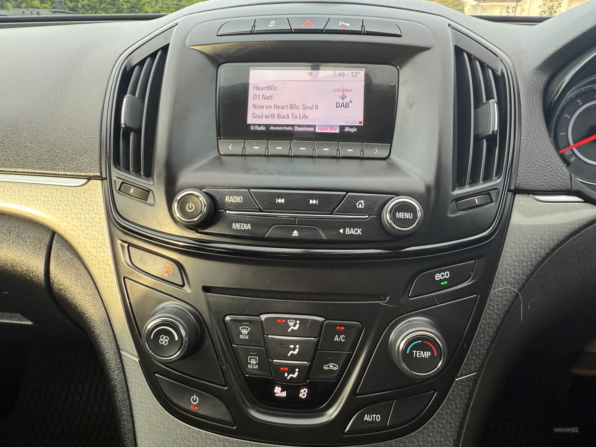 Mar 2015 Vauxhall Insignia 2.0 CDTi [140] ecoFLEX Design 5dr [Start Stop]