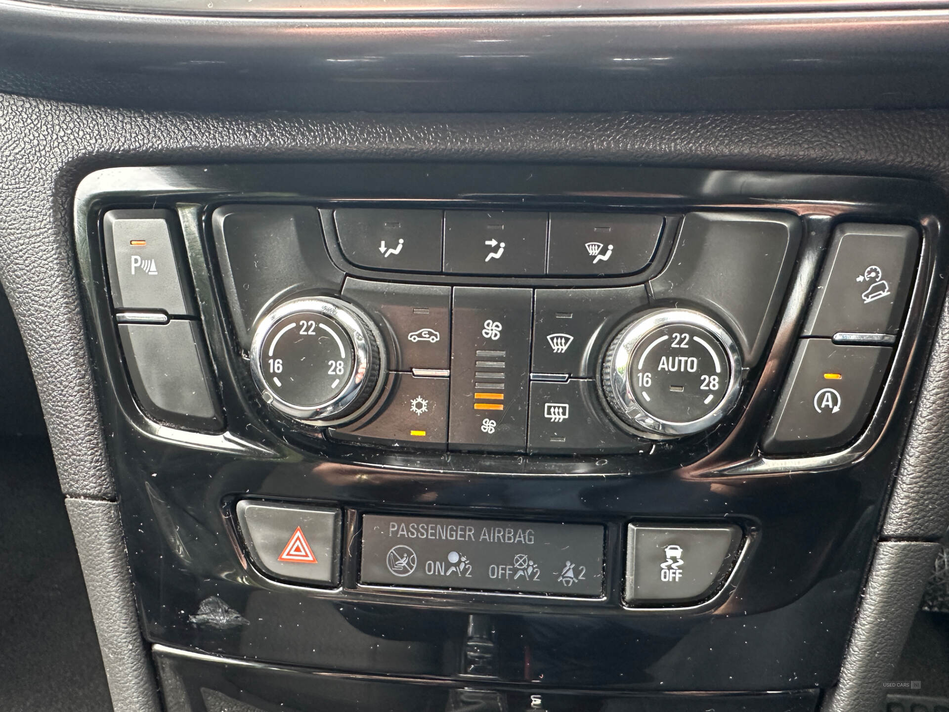 Jan 2017 Vauxhall Mokka X 1.6CDTi [136] Design Nav 5dr 4WD