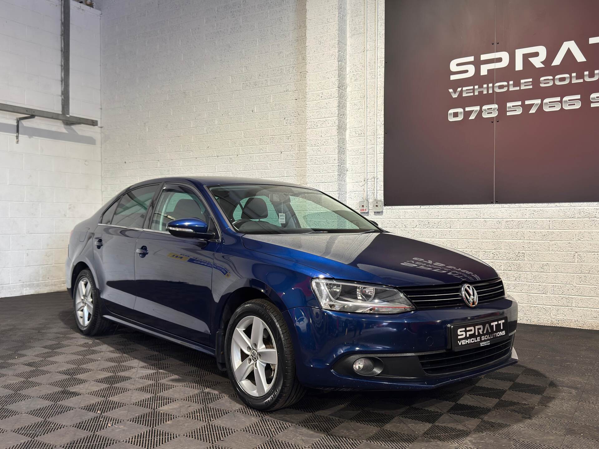 Sep 2011 Volkswagen Jetta 1.6 TDI CR Bluemotion Tech SE 4dr