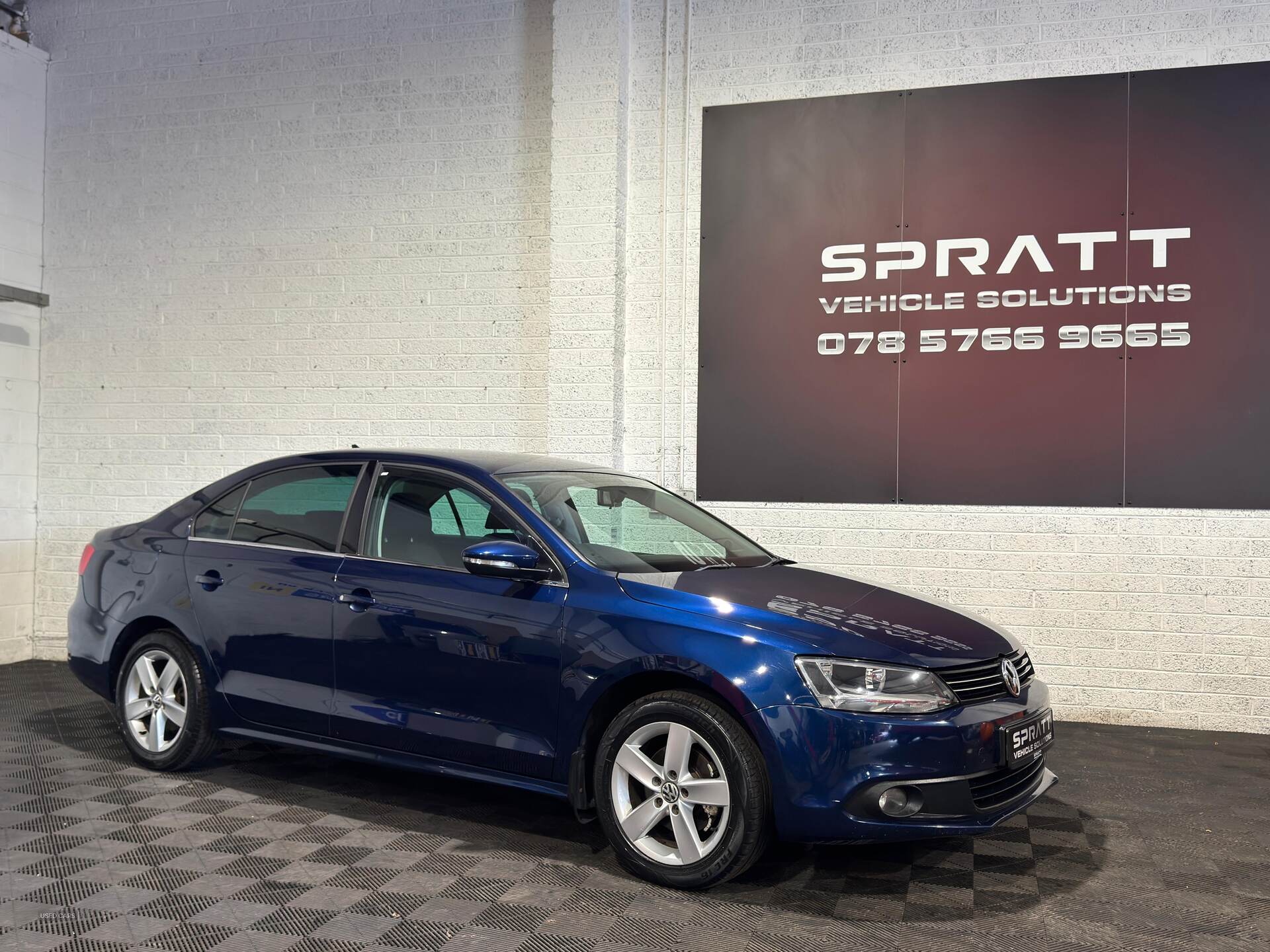 Sep 2011 Volkswagen Jetta 1.6 TDI CR Bluemotion Tech SE 4dr