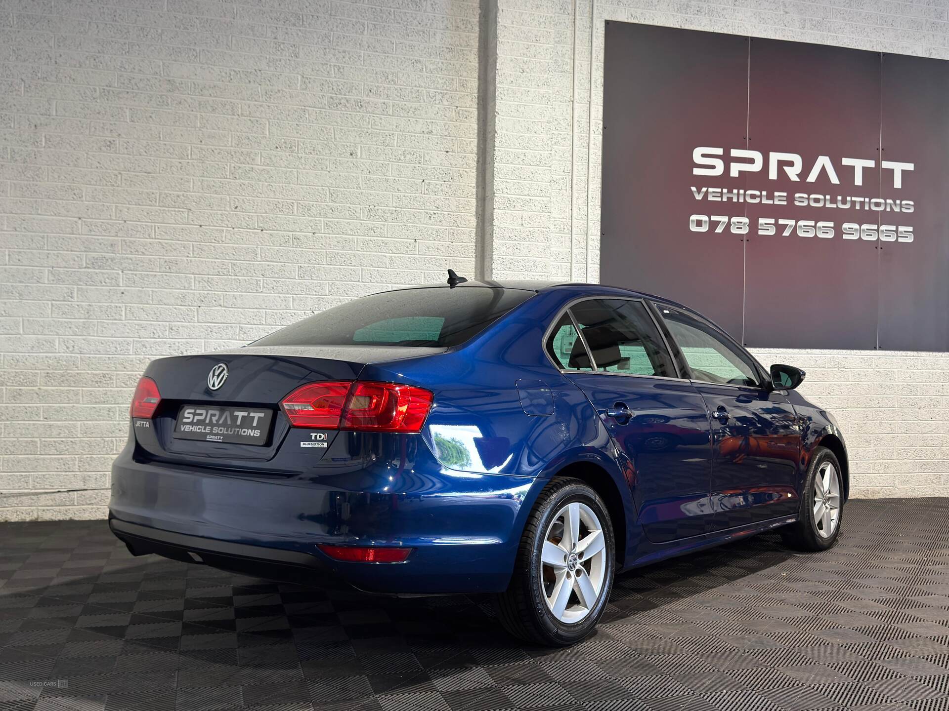 Sep 2011 Volkswagen Jetta 1.6 TDI CR Bluemotion Tech SE 4dr