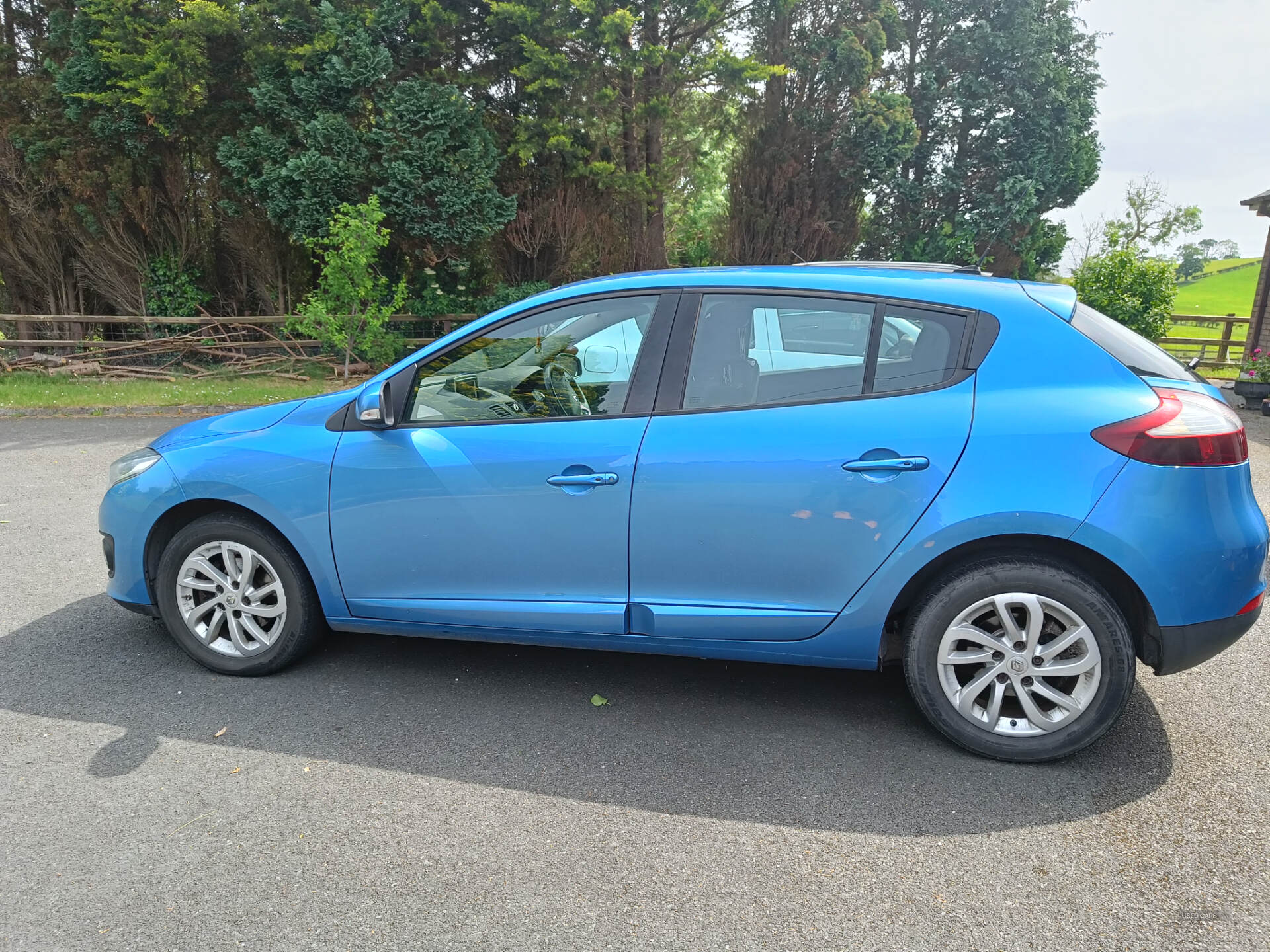 Mar 2016 Renault Megane 1.5 dCi Dynamique Nav 5dr