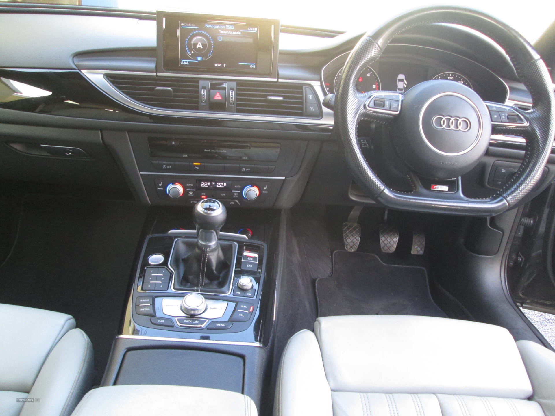 Dec 2016 Audi A6 2.0 TDI Ultra Black Edition 4dr