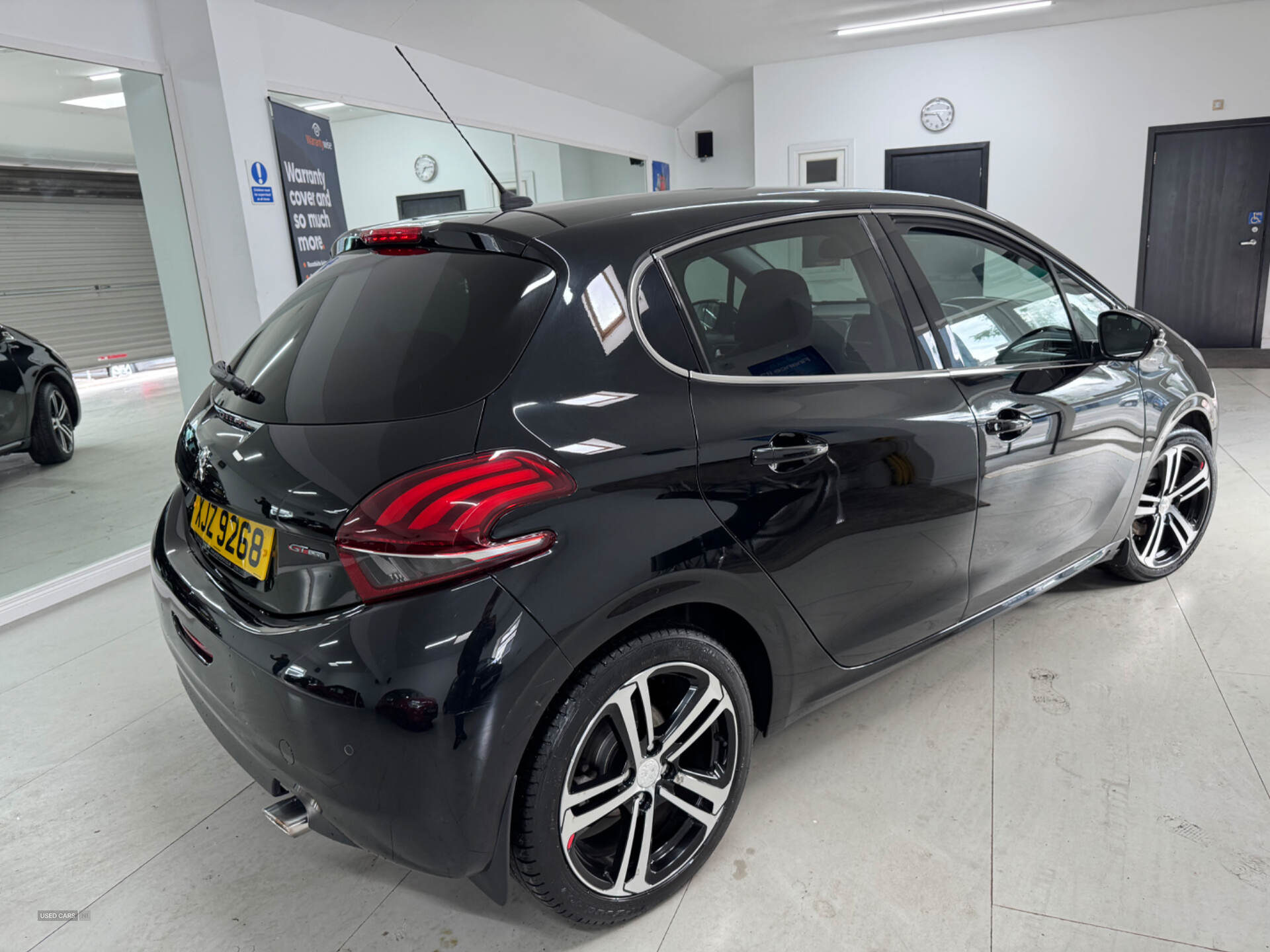 Peugeot 208 DIESEL HATCHBACK in Down