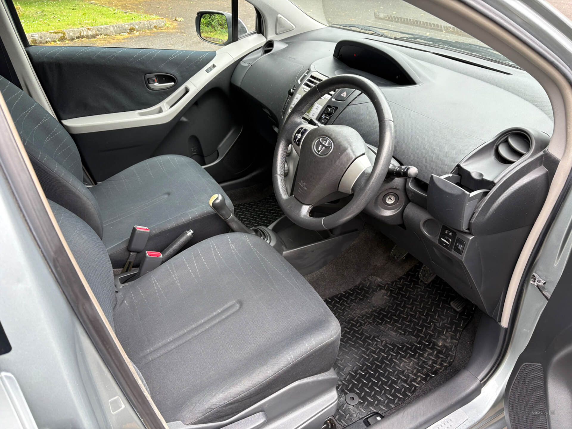 Sep 2007 Toyota Yaris 1.3 VVT-i TR 5dr