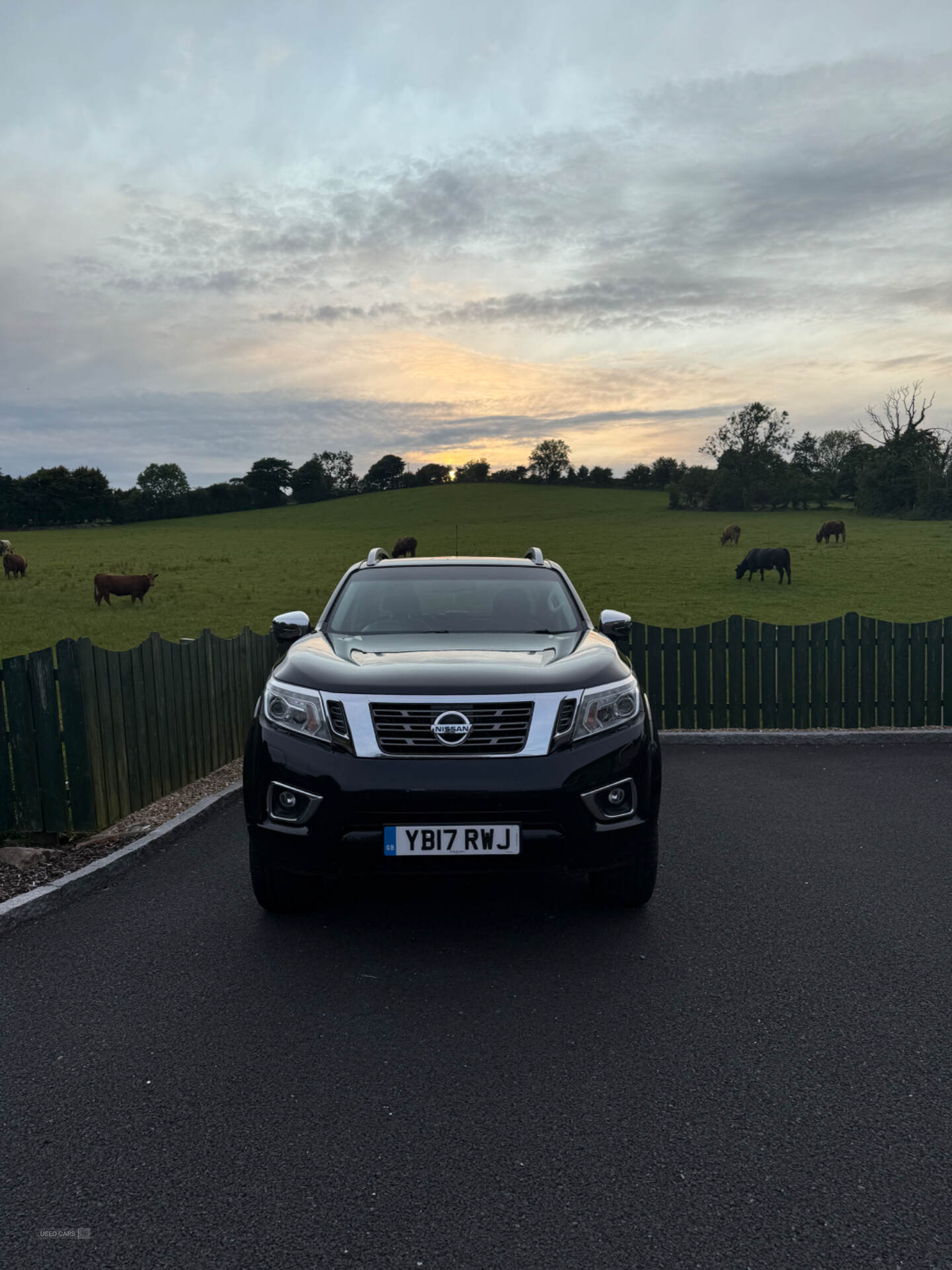 Apr 2017 Nissan Navara Double Cab Pick Up Tekna 2.3dCi 190 4WD