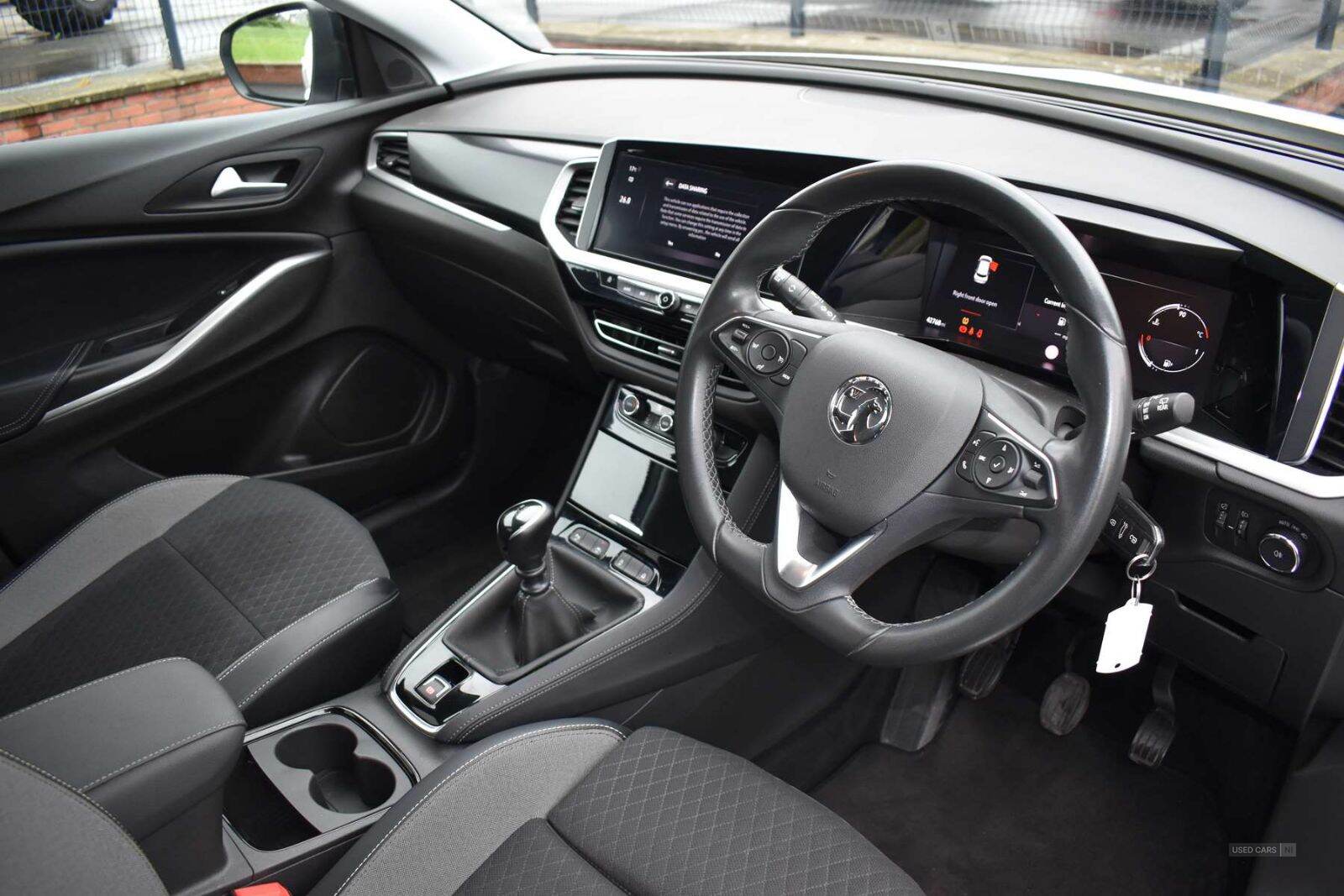 Mar 2022 Vauxhall Grandland 1.2 Turbo SRi 5dr