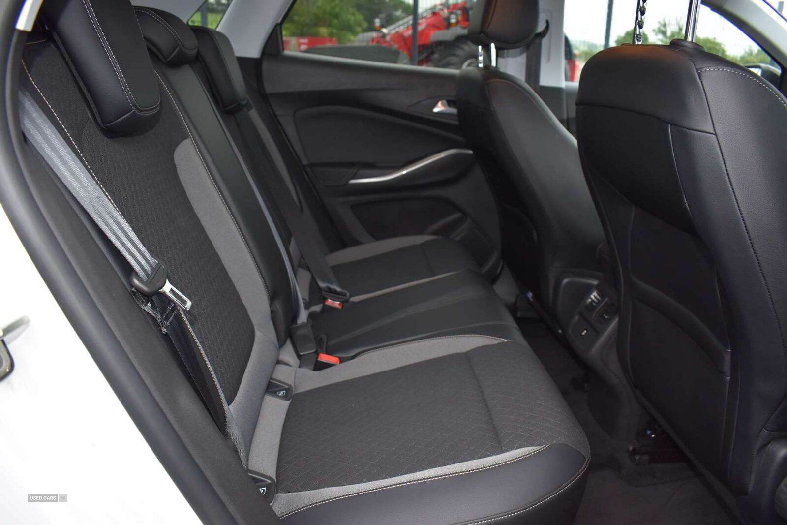 Mar 2022 Vauxhall Grandland 1.2 Turbo SRi 5dr
