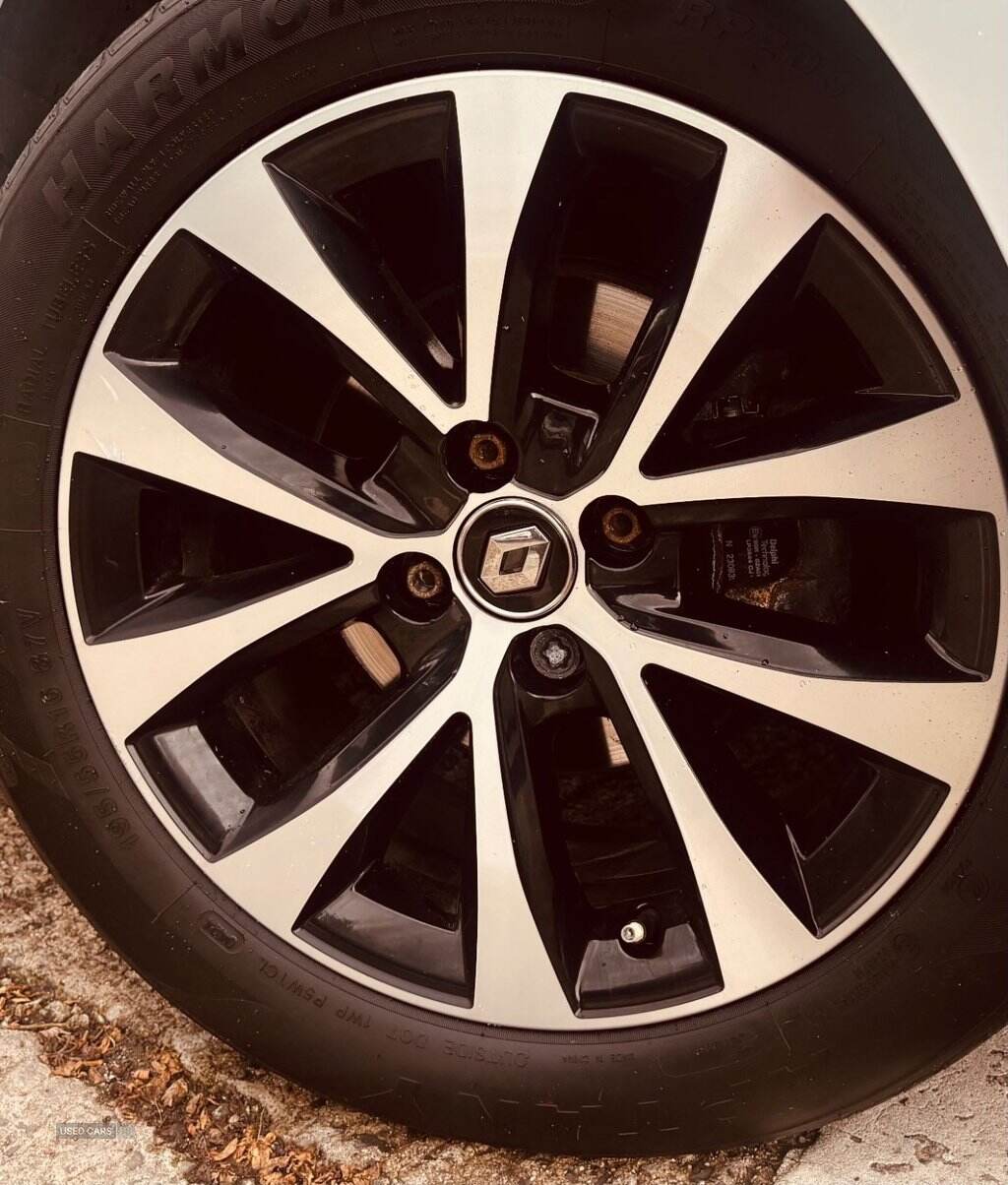Jan 2020 Renault Clio 1.0 TCe 100 Iconic 5dr