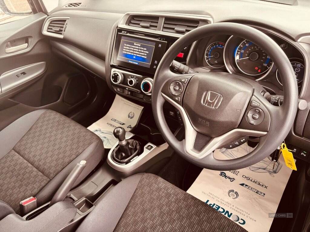 Feb 2017 Honda Jazz 1.3 SE 5dr