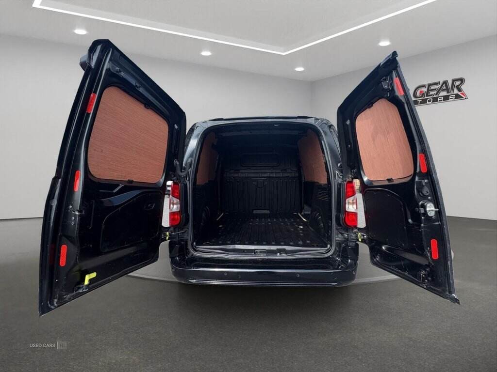 May 2021 Citroen Berlingo 1.5 BlueHDi 1000Kg Driver 130ps EAT8 [Start Stop]