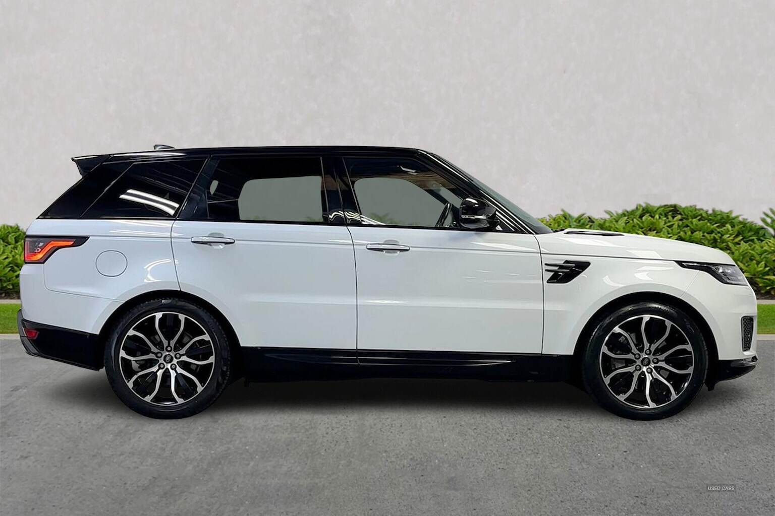 Mar 2021 Land Rover Range Rover Sport 3.0 D300 Hse Silver 5Dr Auto