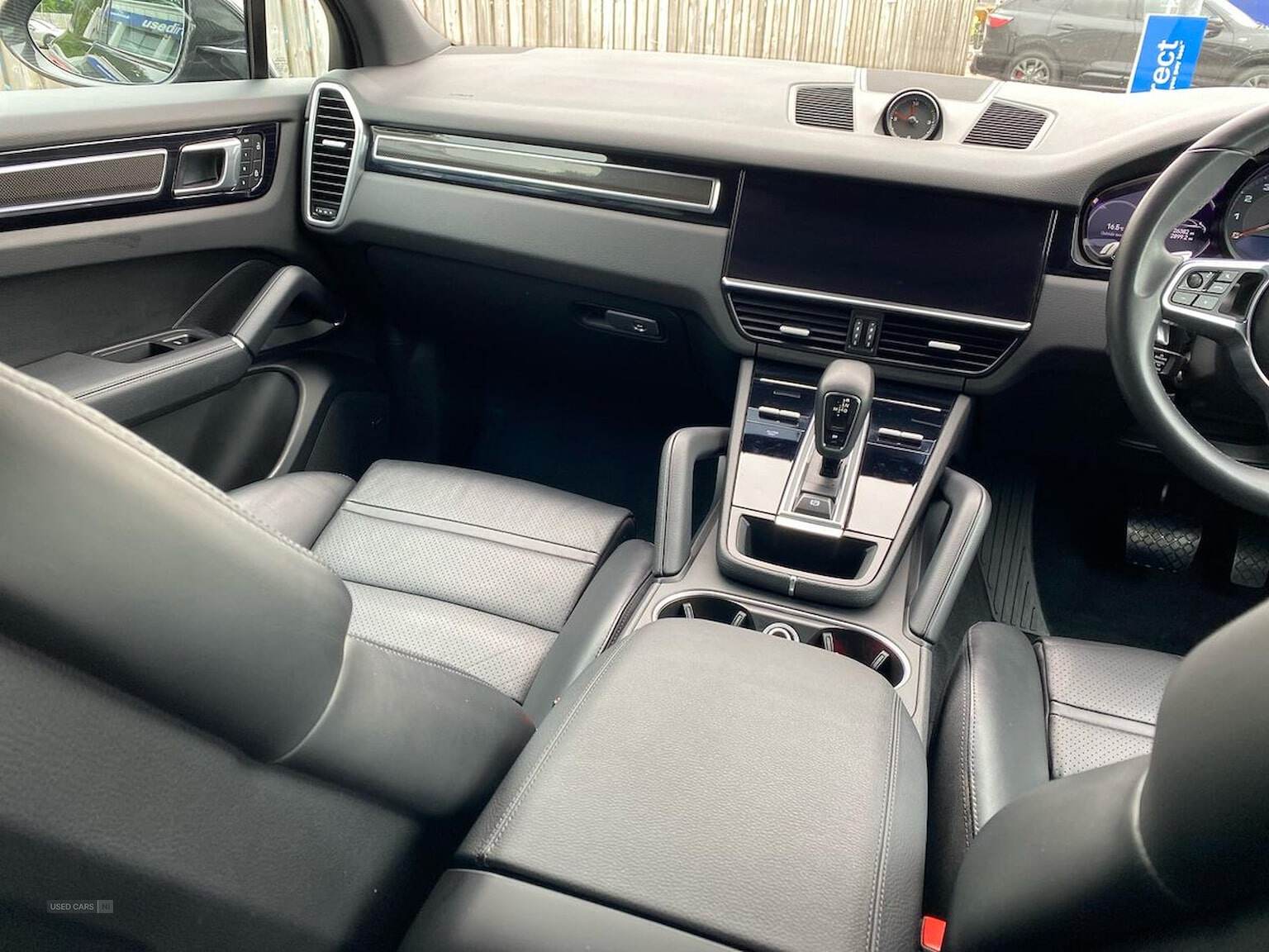 Mar 2023 Porsche Cayenne Platinum Edition 5Dr Tiptronic S