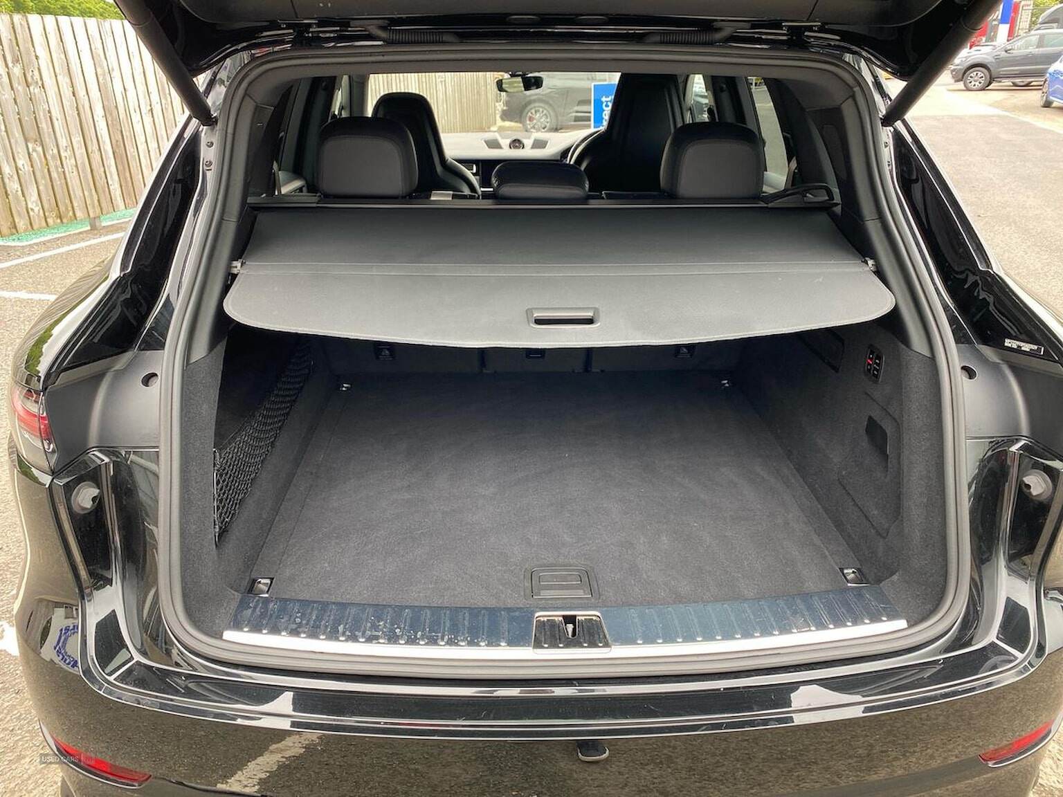 Mar 2023 Porsche Cayenne Platinum Edition 5Dr Tiptronic S