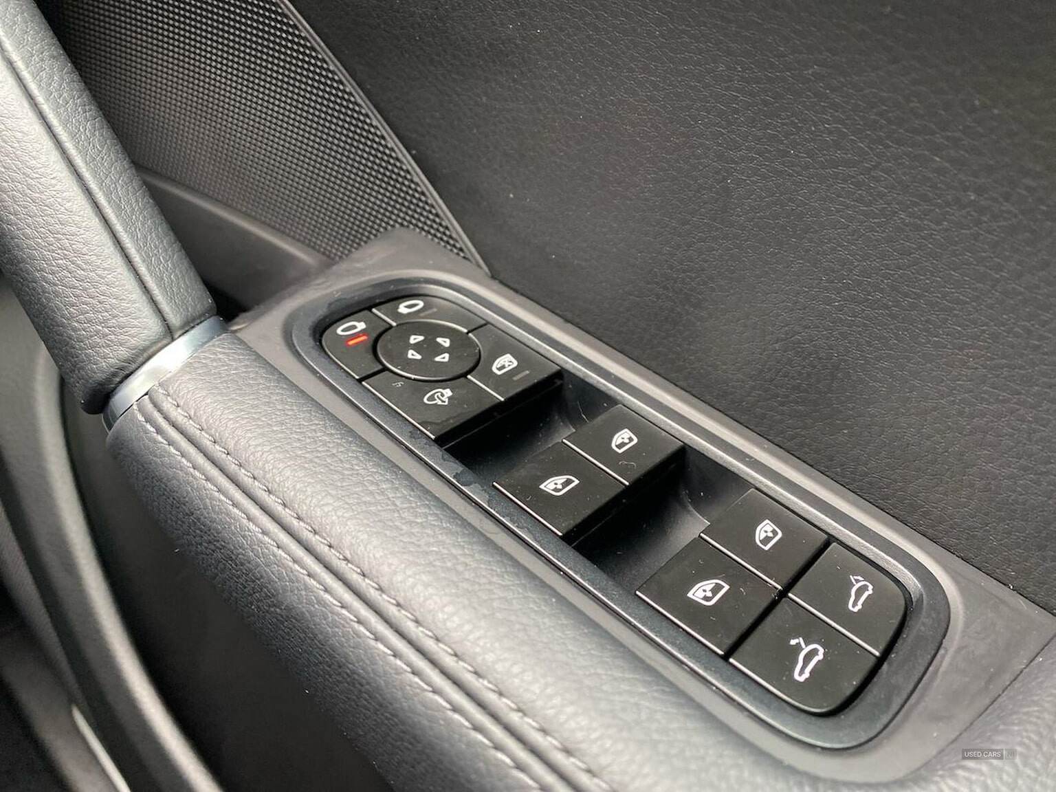 Mar 2023 Porsche Cayenne Platinum Edition 5Dr Tiptronic S