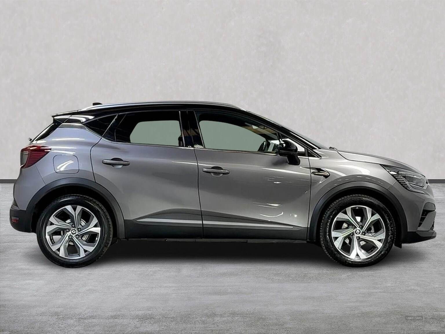 May 2022 Renault Captur 1.3 Mild Hybrid 140 R.S. Line 5Dr