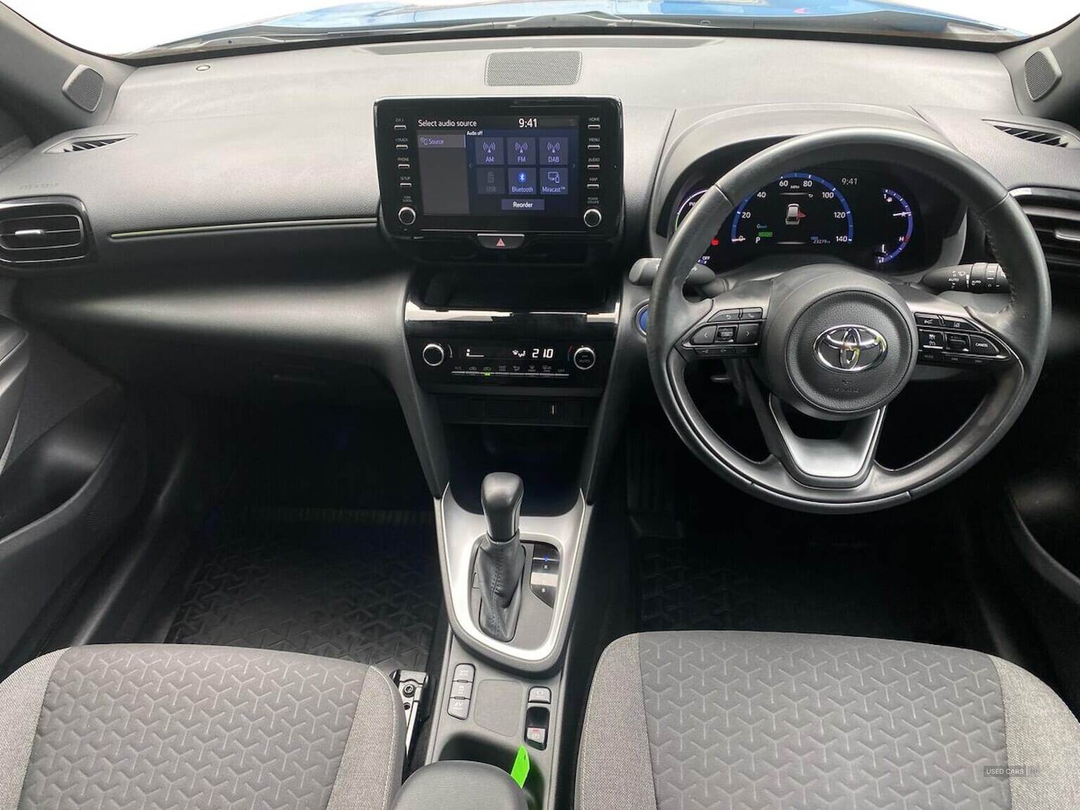 Oct 2021 Toyota Yaris Cross 1.5 Hybrid Design 5Dr Cvt