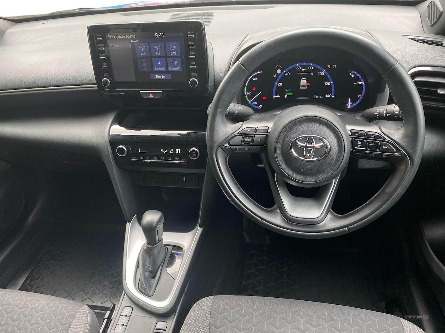 Oct 2021 Toyota Yaris Cross 1.5 Hybrid Design 5Dr Cvt