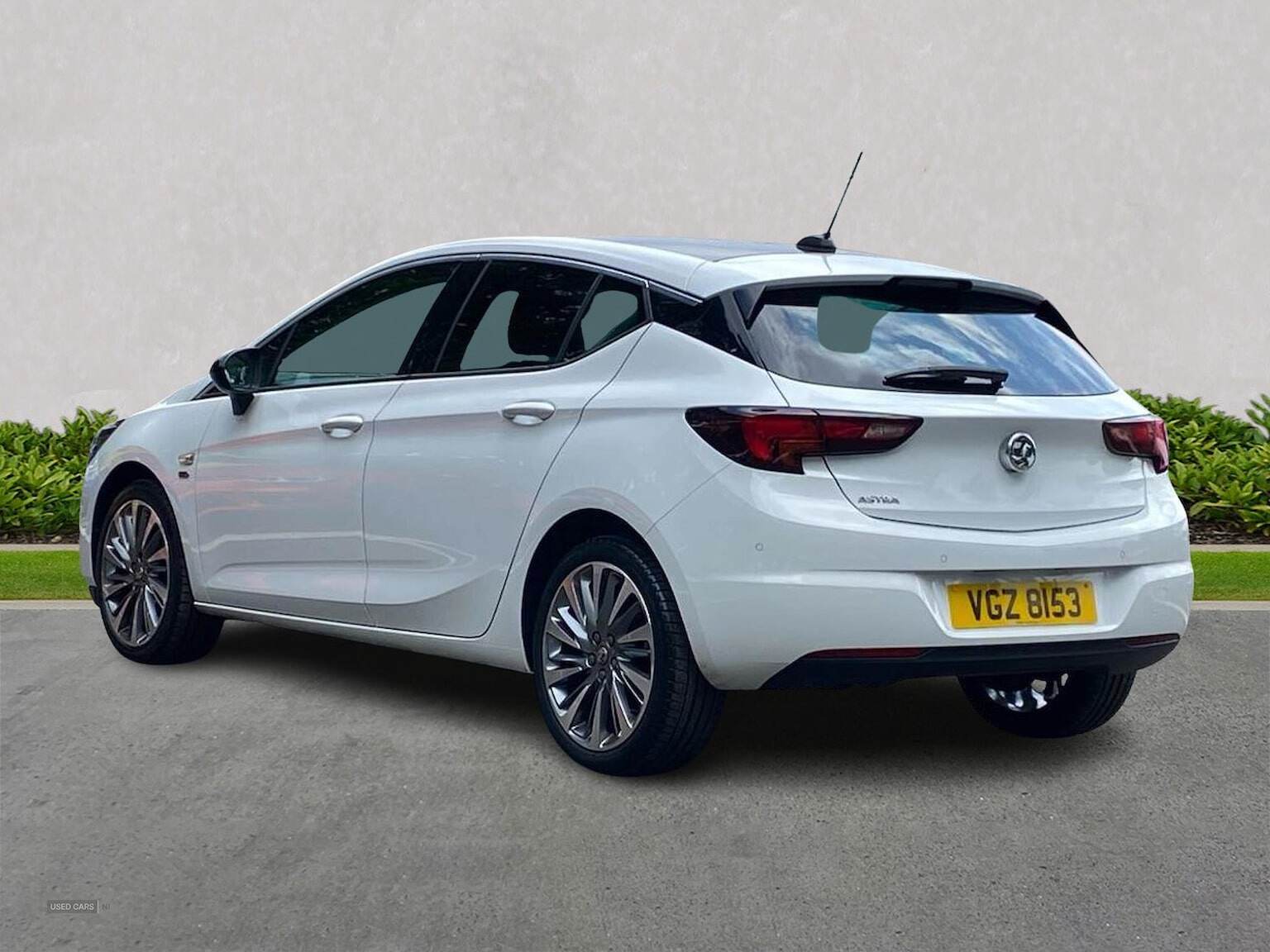 Jan 2022 Vauxhall Astra 1.2 Turbo 145 Griffin Edition 5Dr