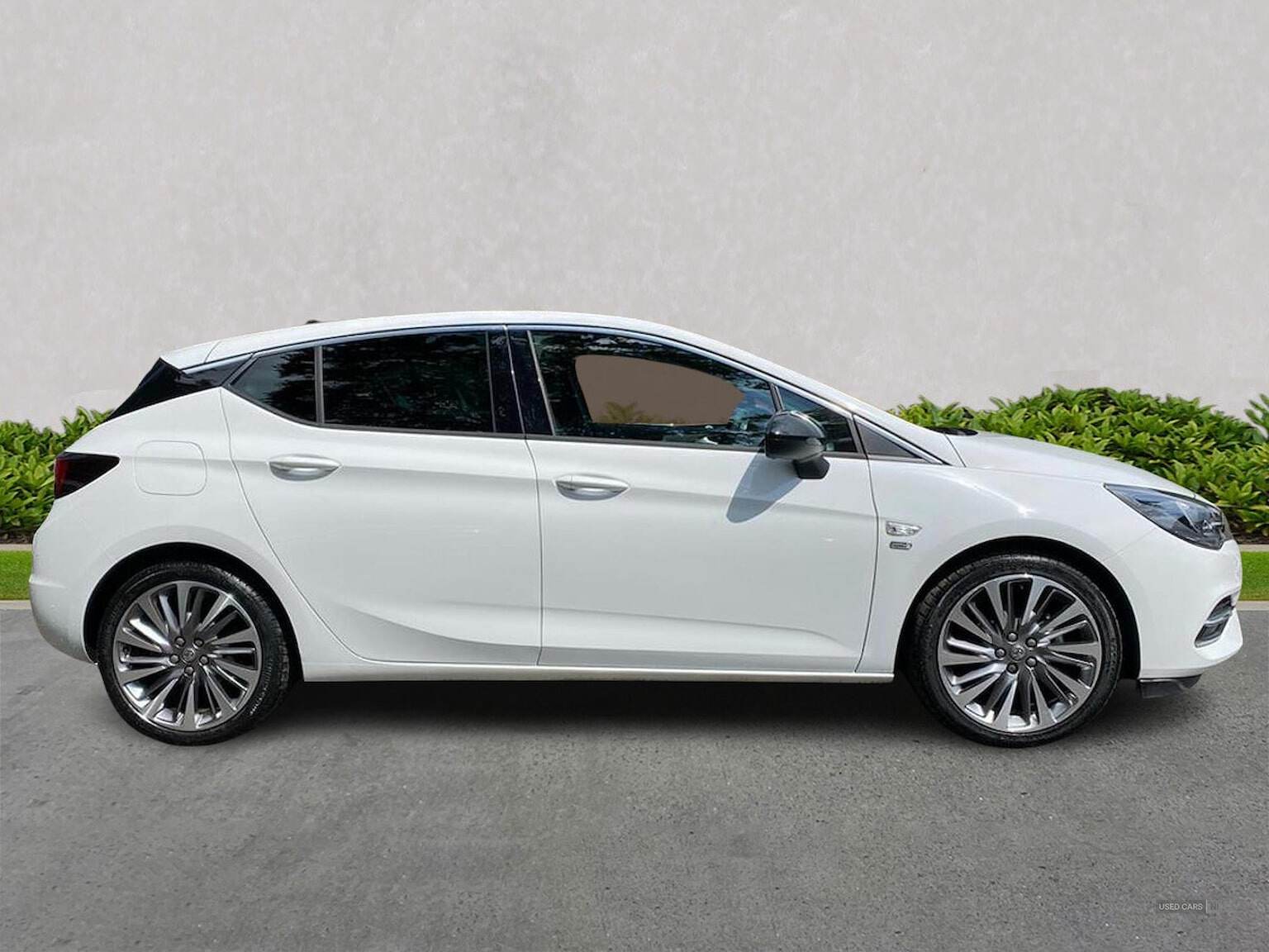 Jan 2022 Vauxhall Astra 1.2 Turbo 145 Griffin Edition 5Dr