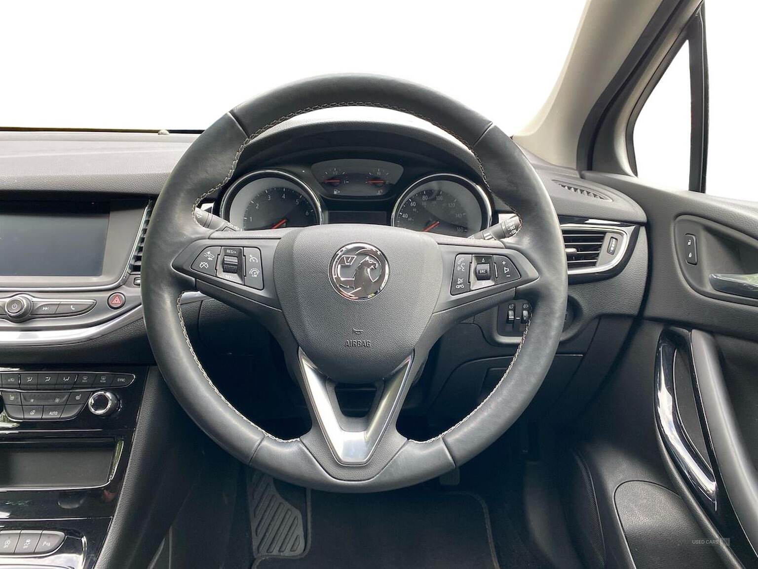 Jan 2022 Vauxhall Astra 1.2 Turbo 145 Griffin Edition 5Dr